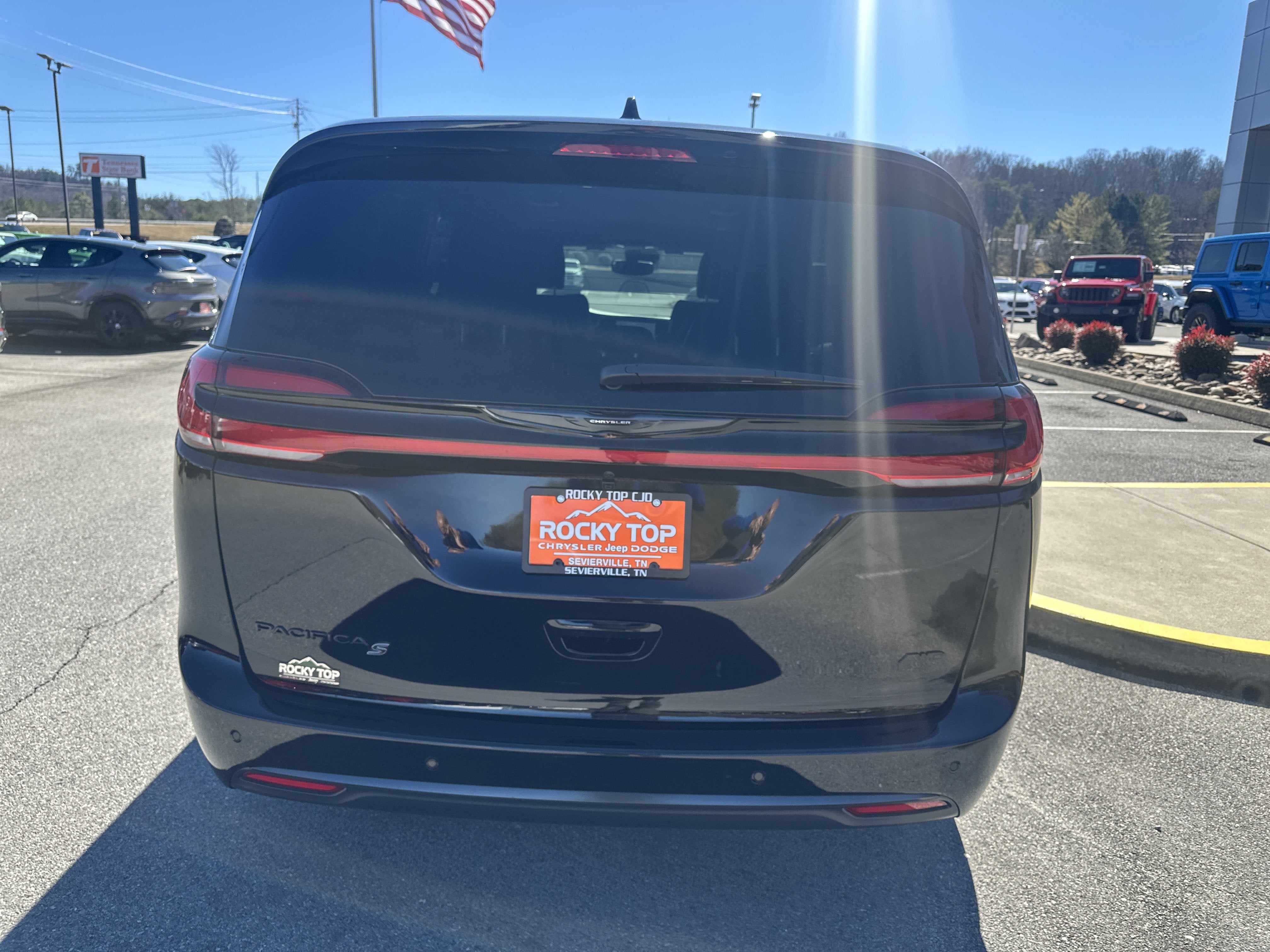 2026 Chrysler Pacifica PACIFICA SELECT AWD