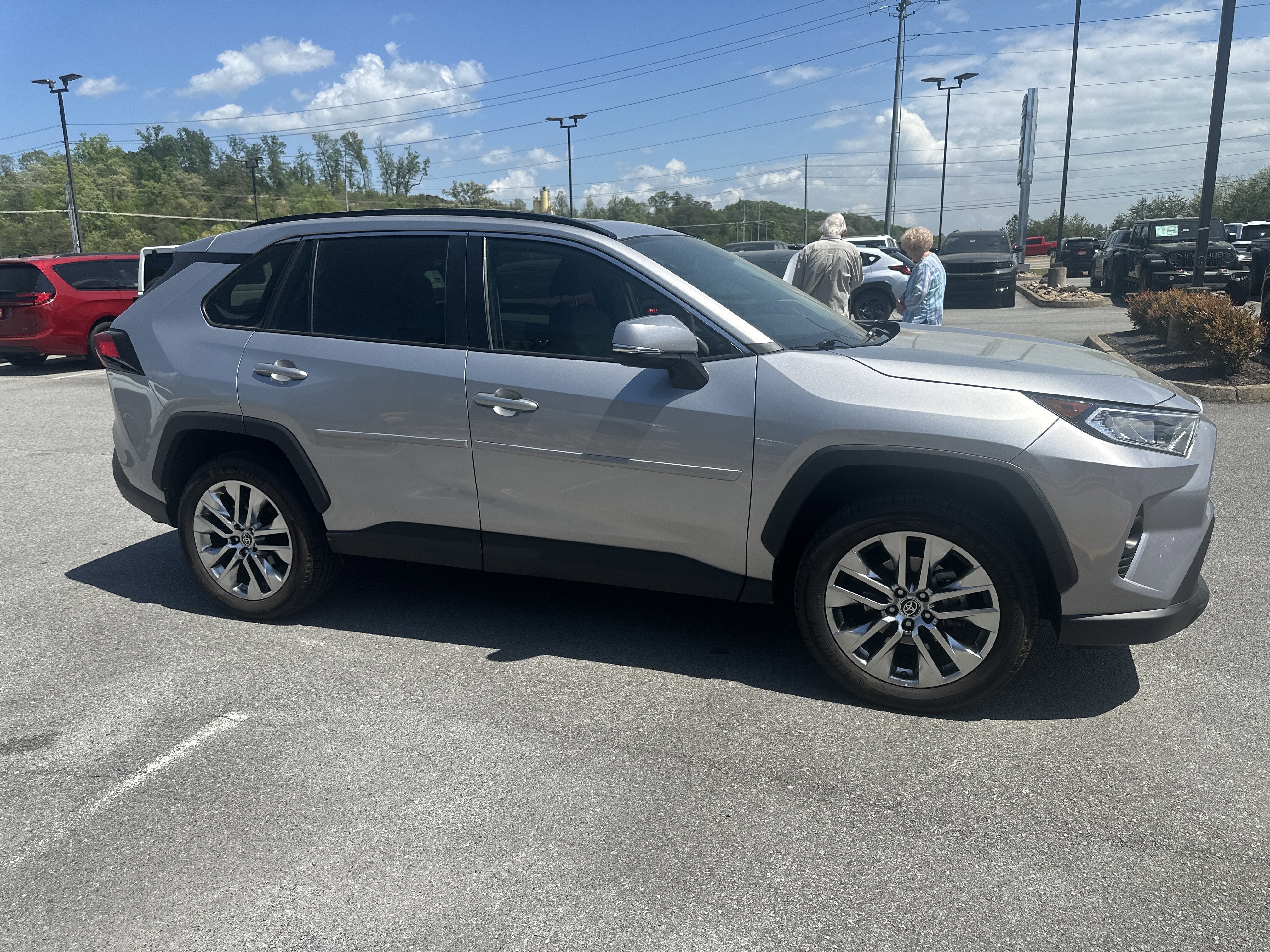 2021 Toyota RAV4 XLE Premium