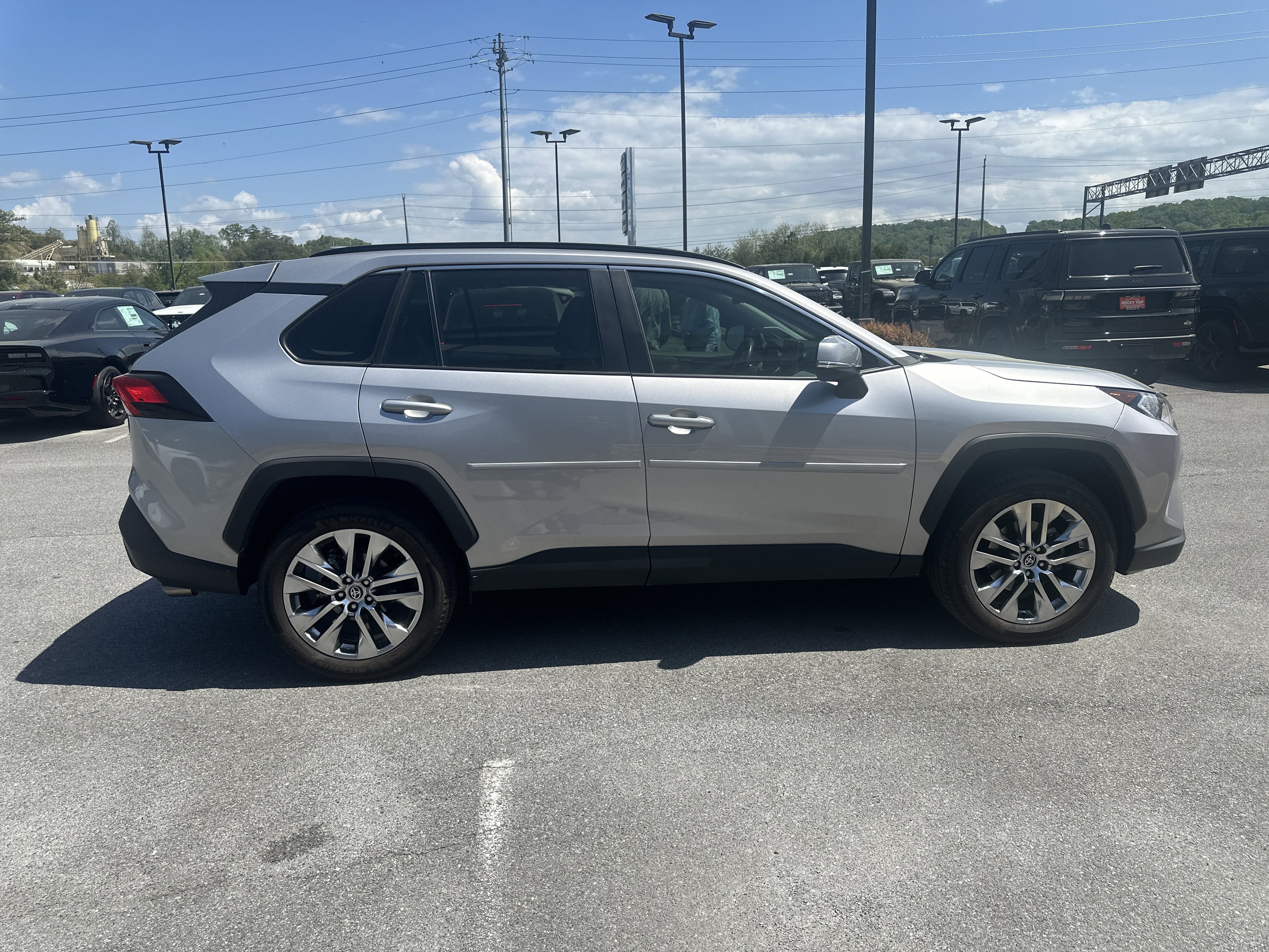 2021 Toyota RAV4 XLE Premium