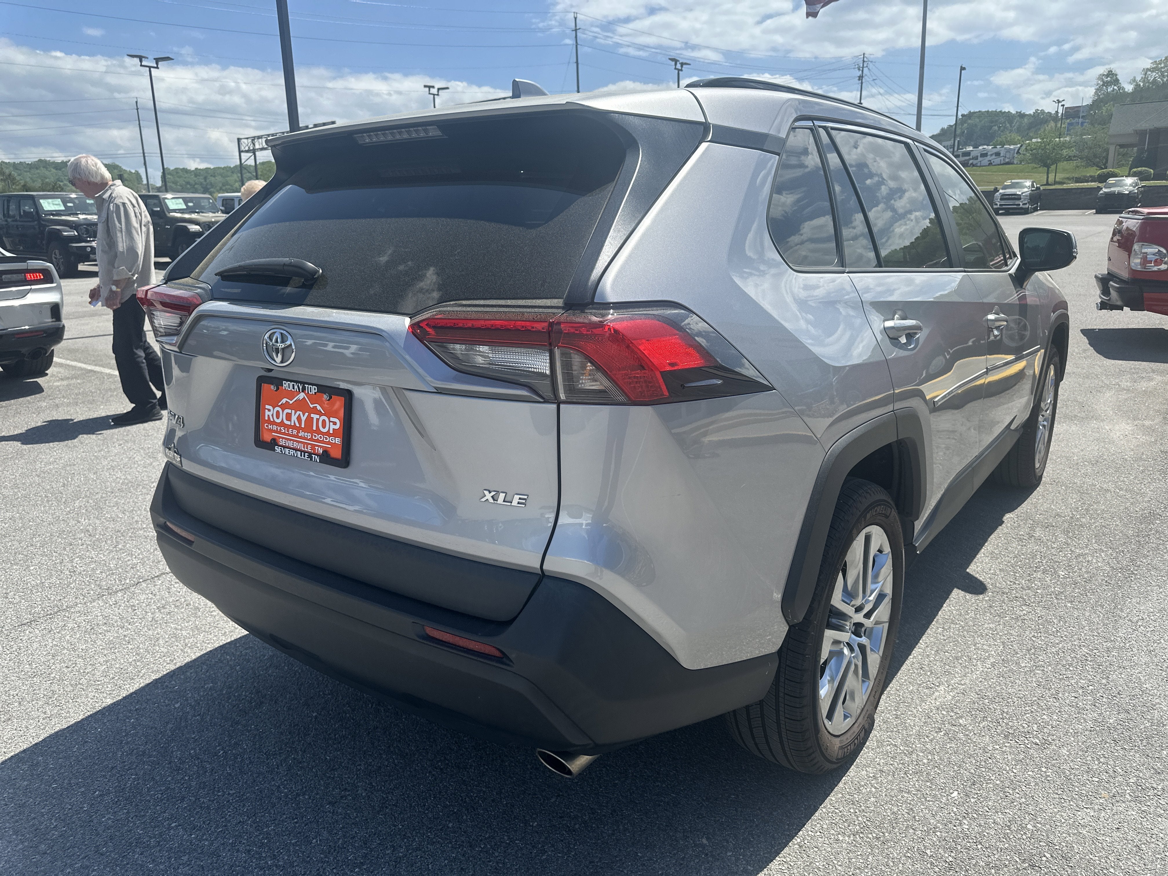 2021 Toyota RAV4 XLE Premium