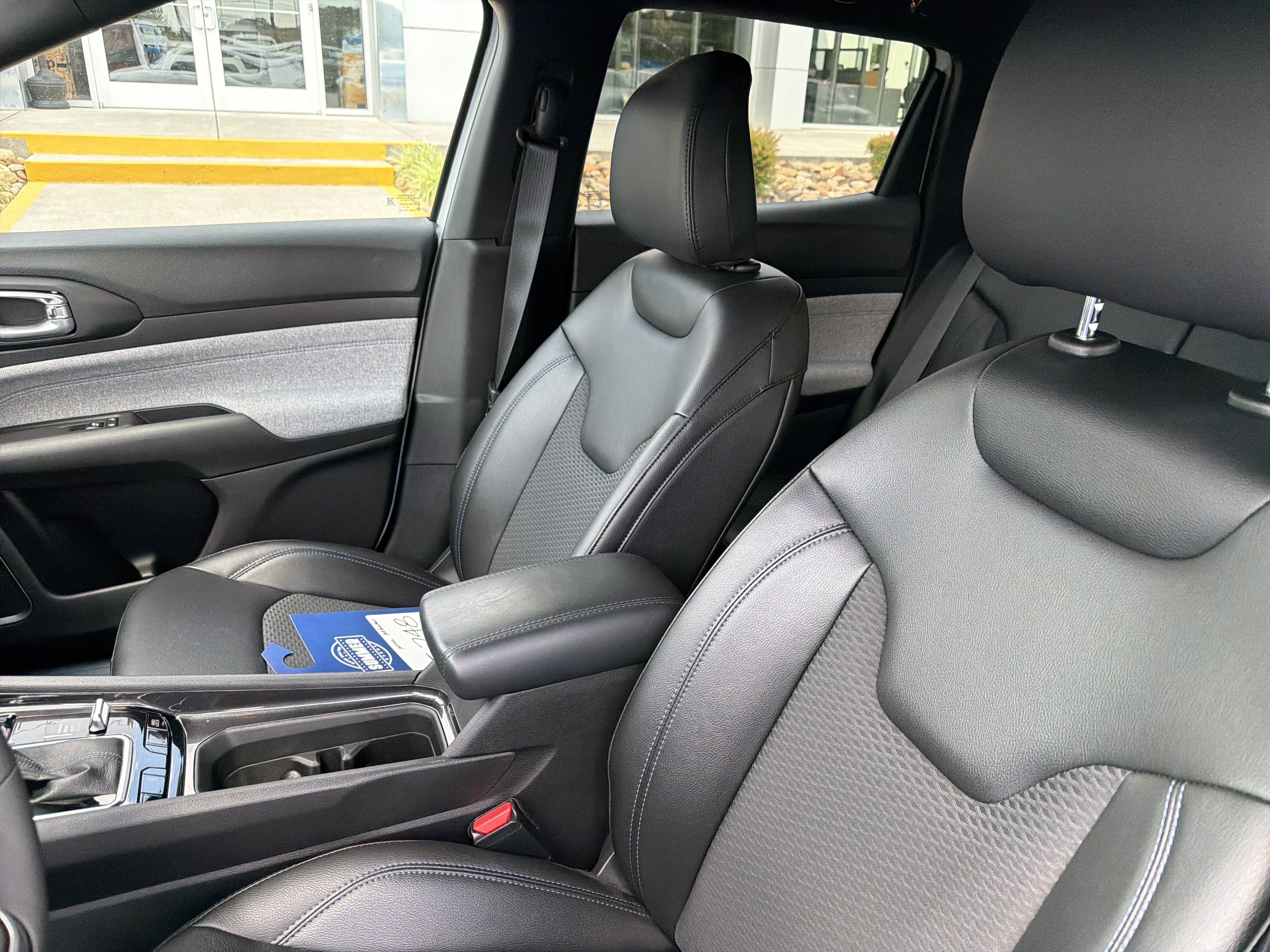 2026 Jeep Compass COMPASS LATITUDE 4X4