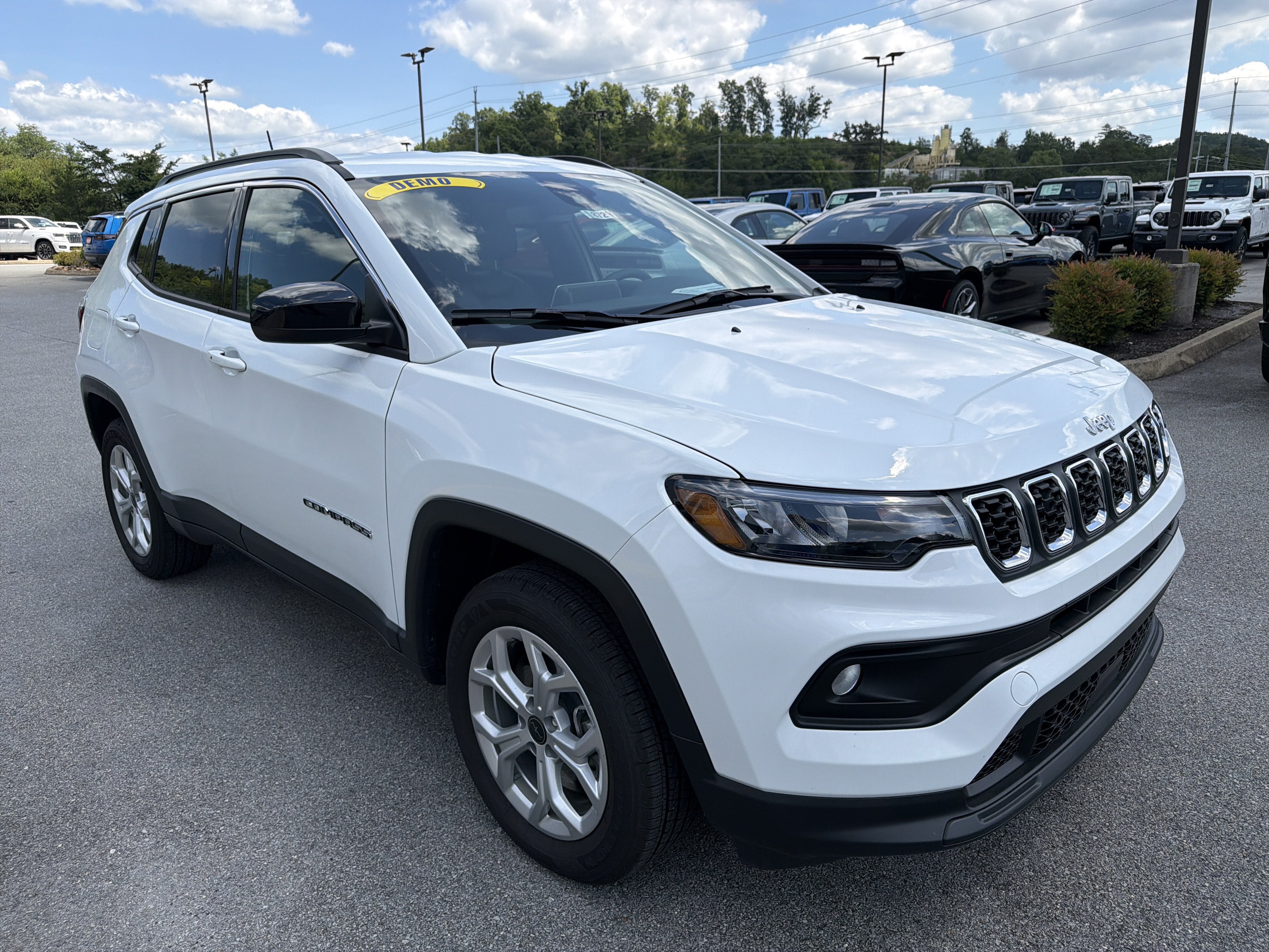 2026 Jeep Compass COMPASS LATITUDE 4X4