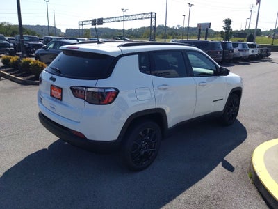 2025 Jeep Compass COMPASS LATITUDE 4X4