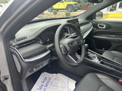 2023 Jeep Compass (RED) Edition 4x4