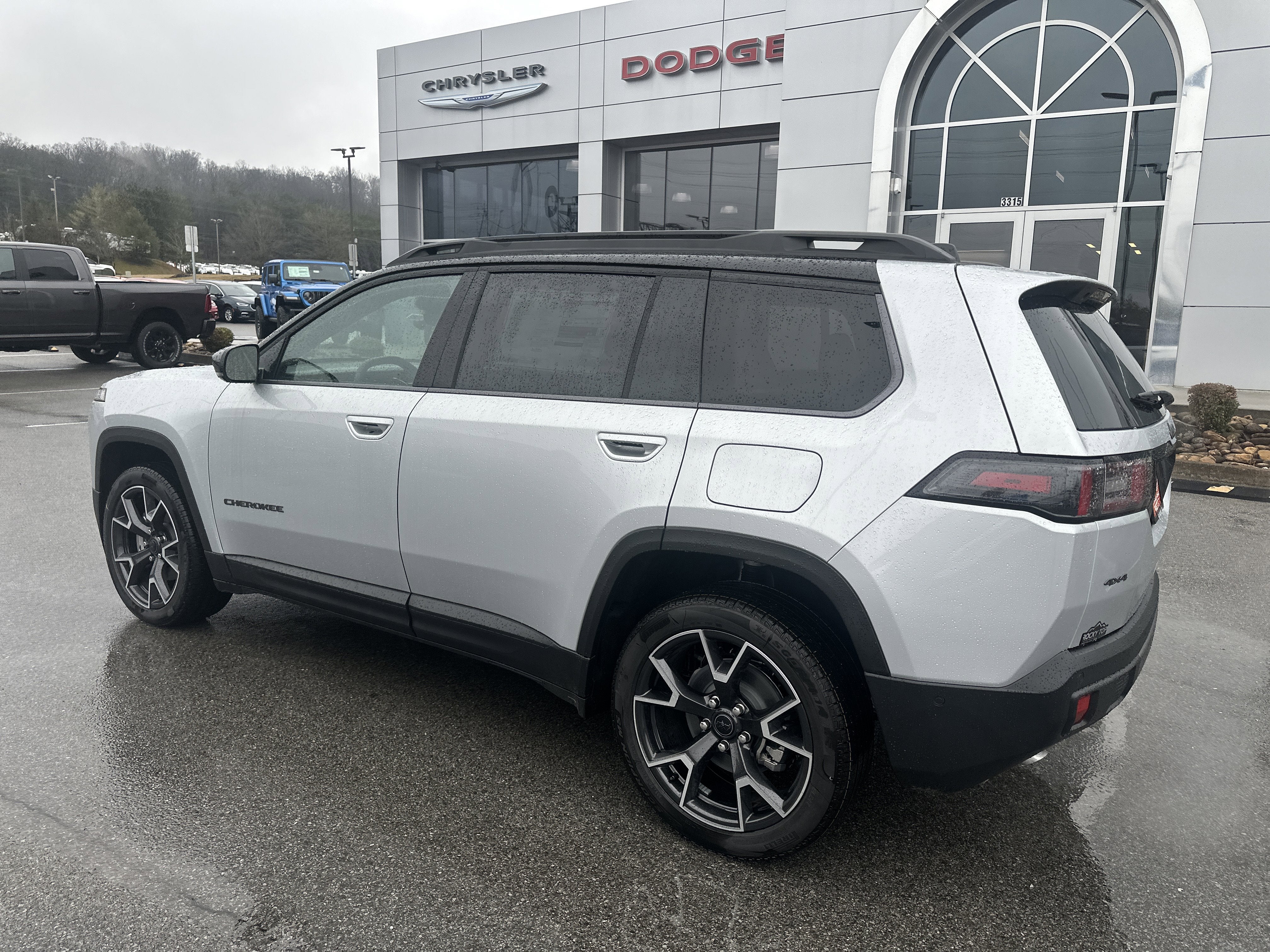 2026 Jeep Cherokee CHEROKEE OVERLAND 4X4