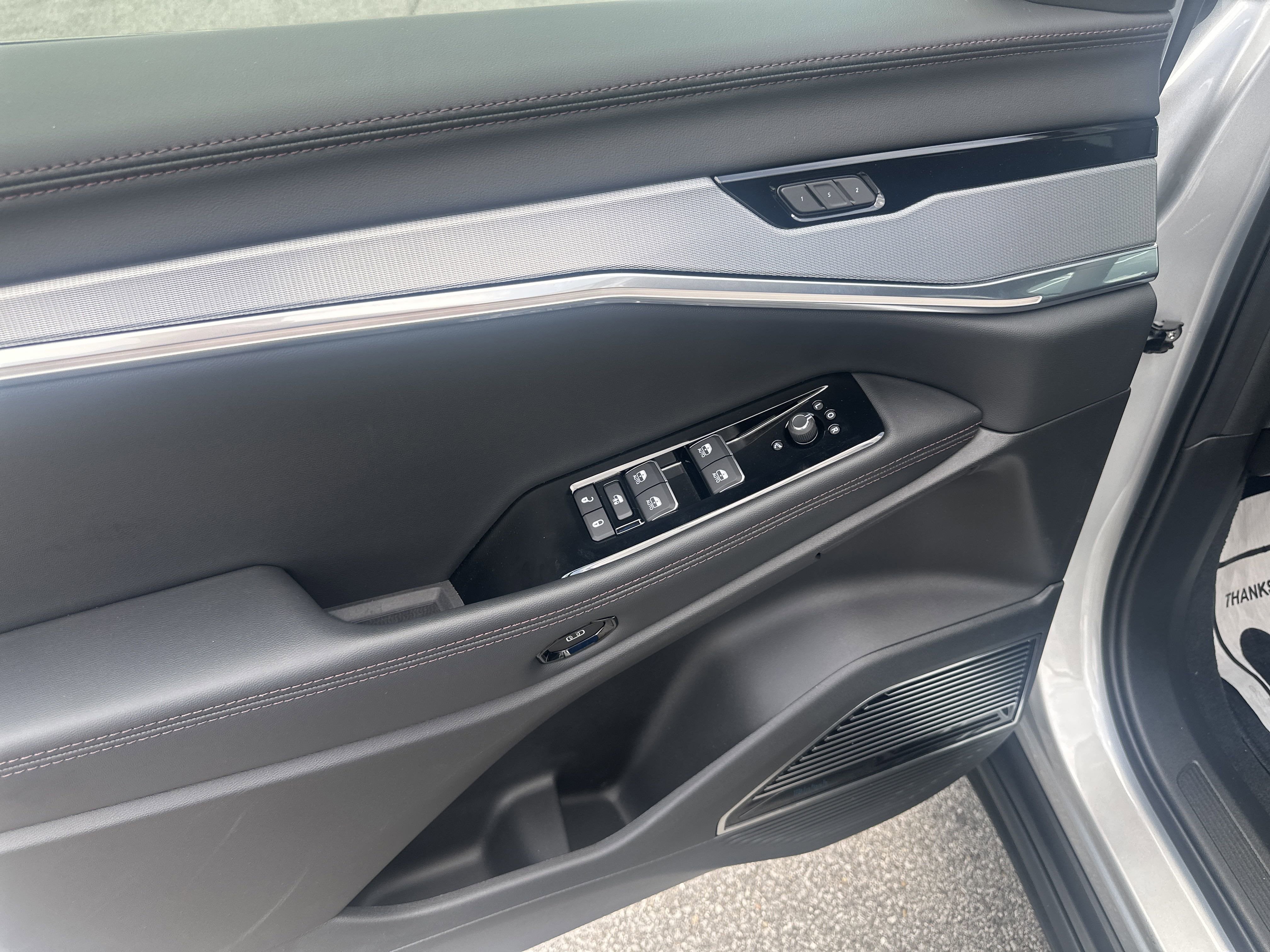 2025 Jeep Wagoneer S WAGONEER S LAUNCH EDITION