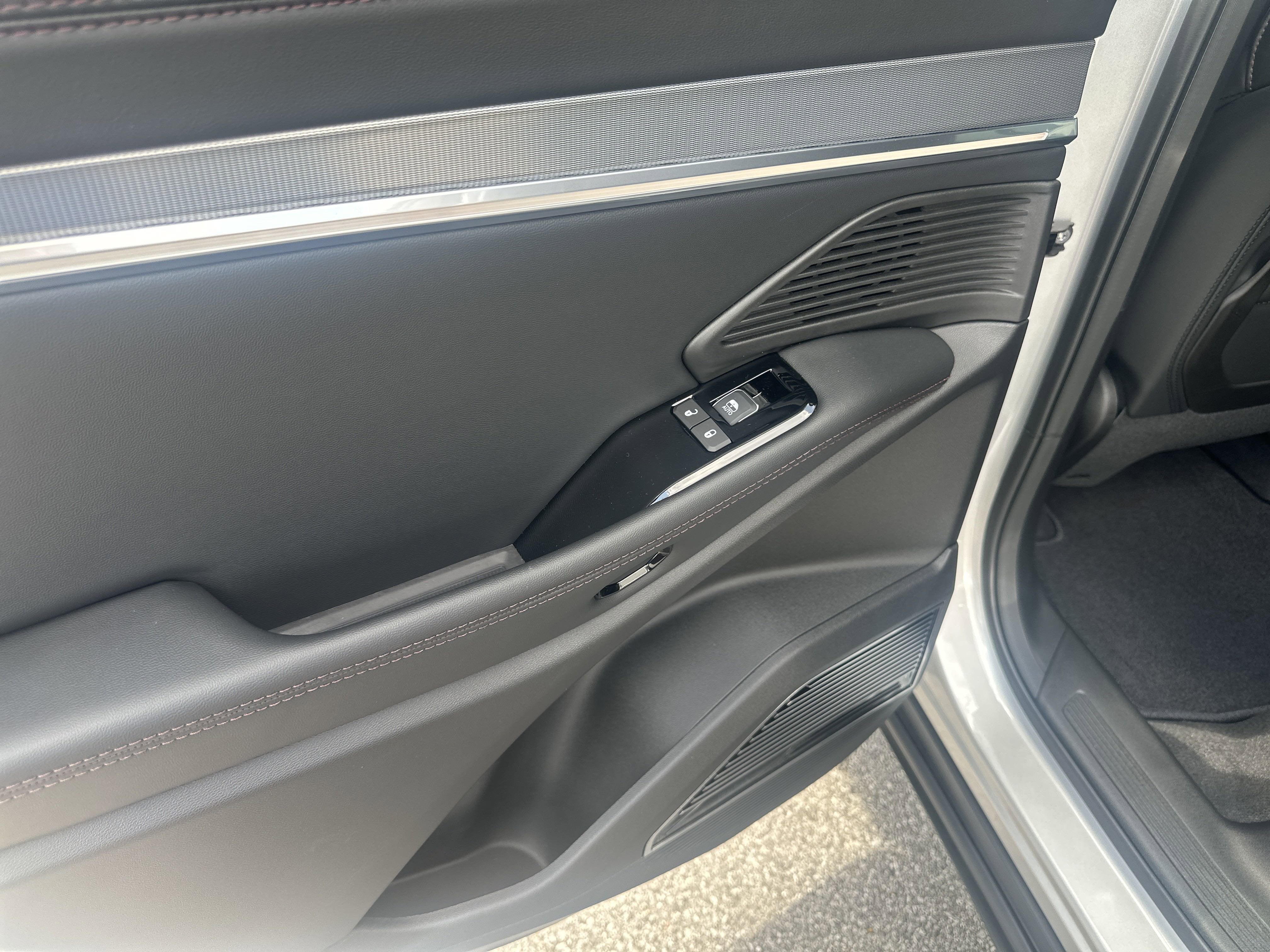 2025 Jeep Wagoneer S WAGONEER S LAUNCH EDITION