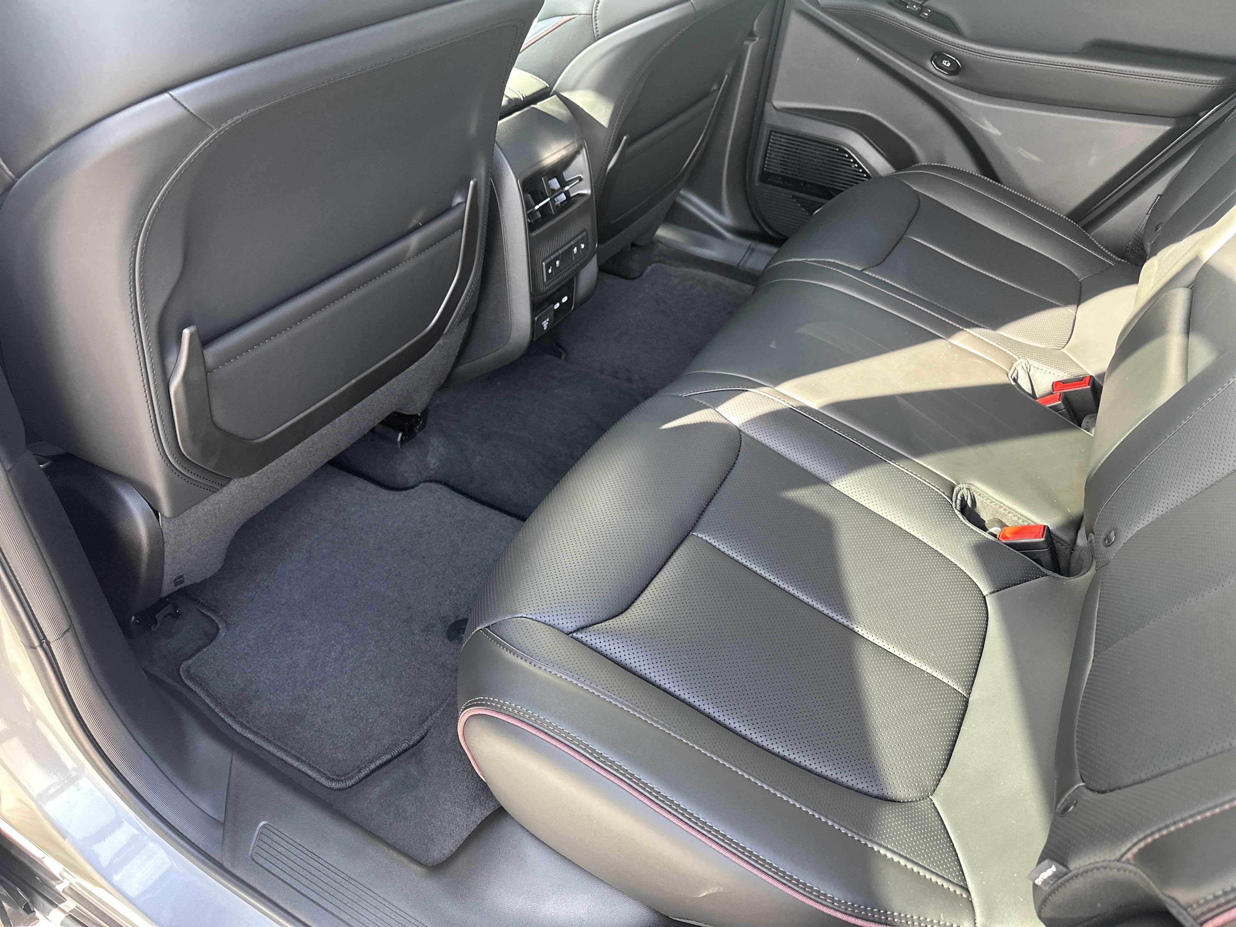 2025 Jeep Wagoneer S WAGONEER S LAUNCH EDITION