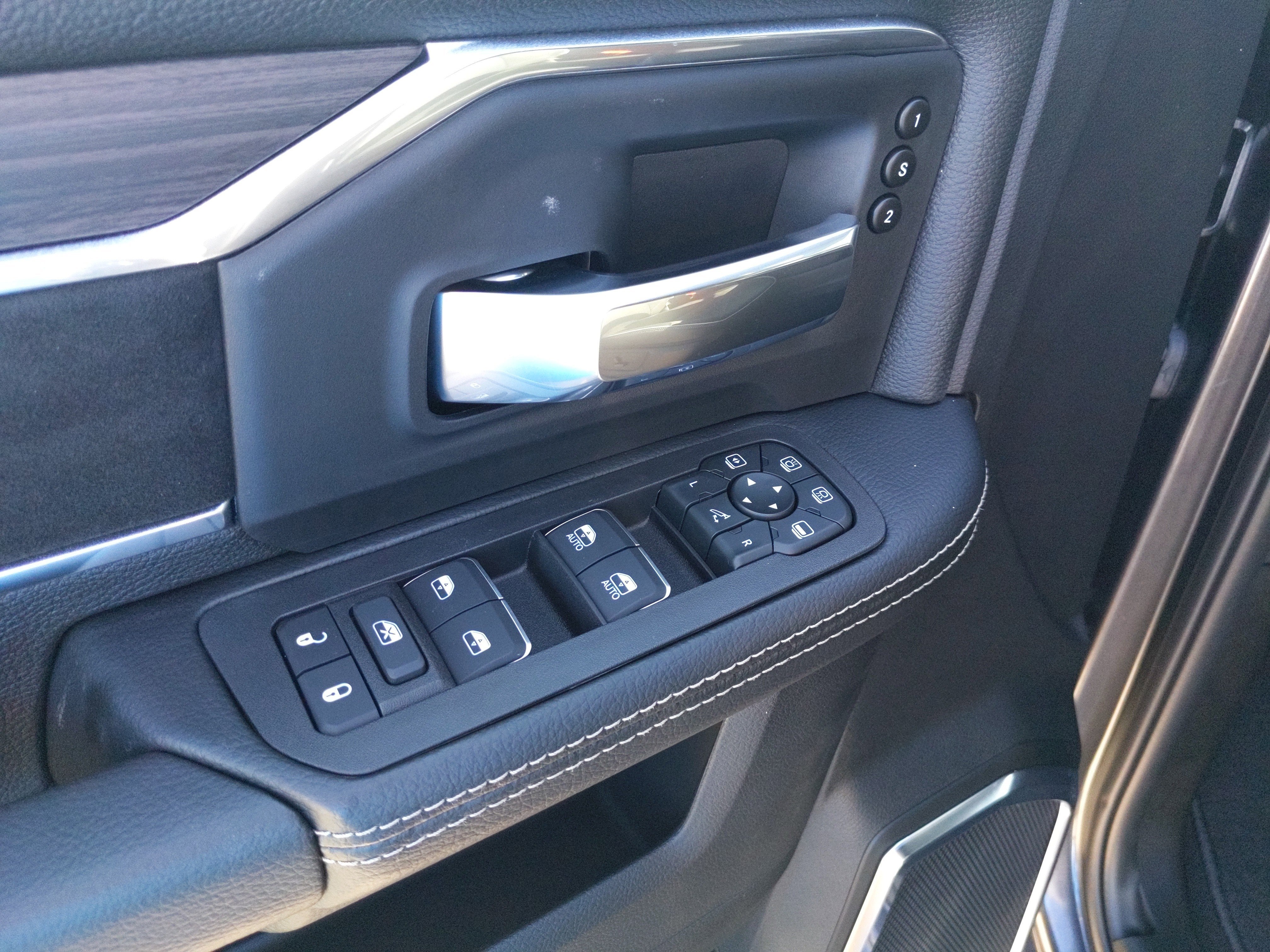 2026 RAM Ram 3500 RAM 3500 LARAMIE CREW CAB 4X4 6'4' BOX