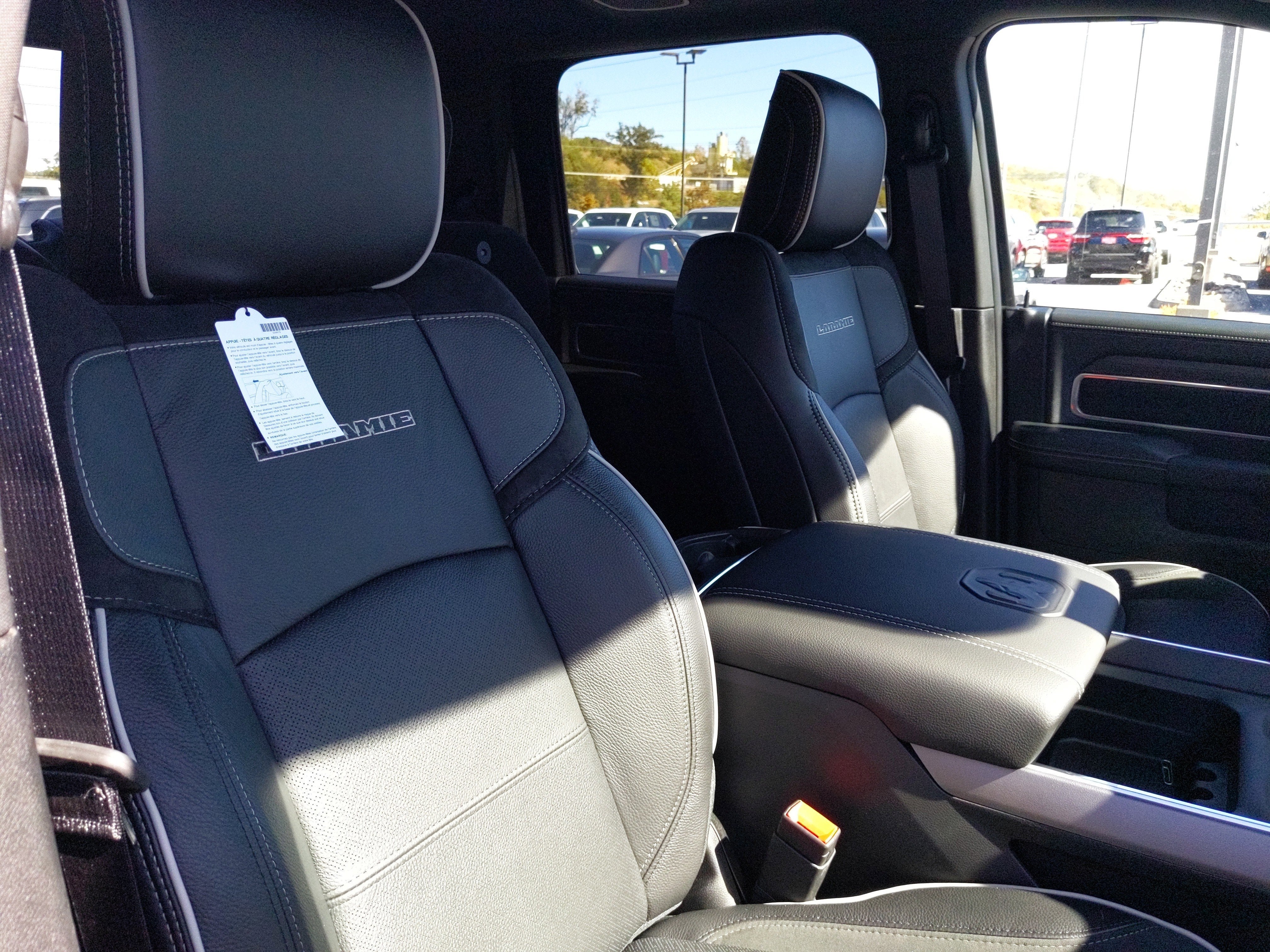 2026 RAM Ram 3500 RAM 3500 LARAMIE CREW CAB 4X4 6'4' BOX