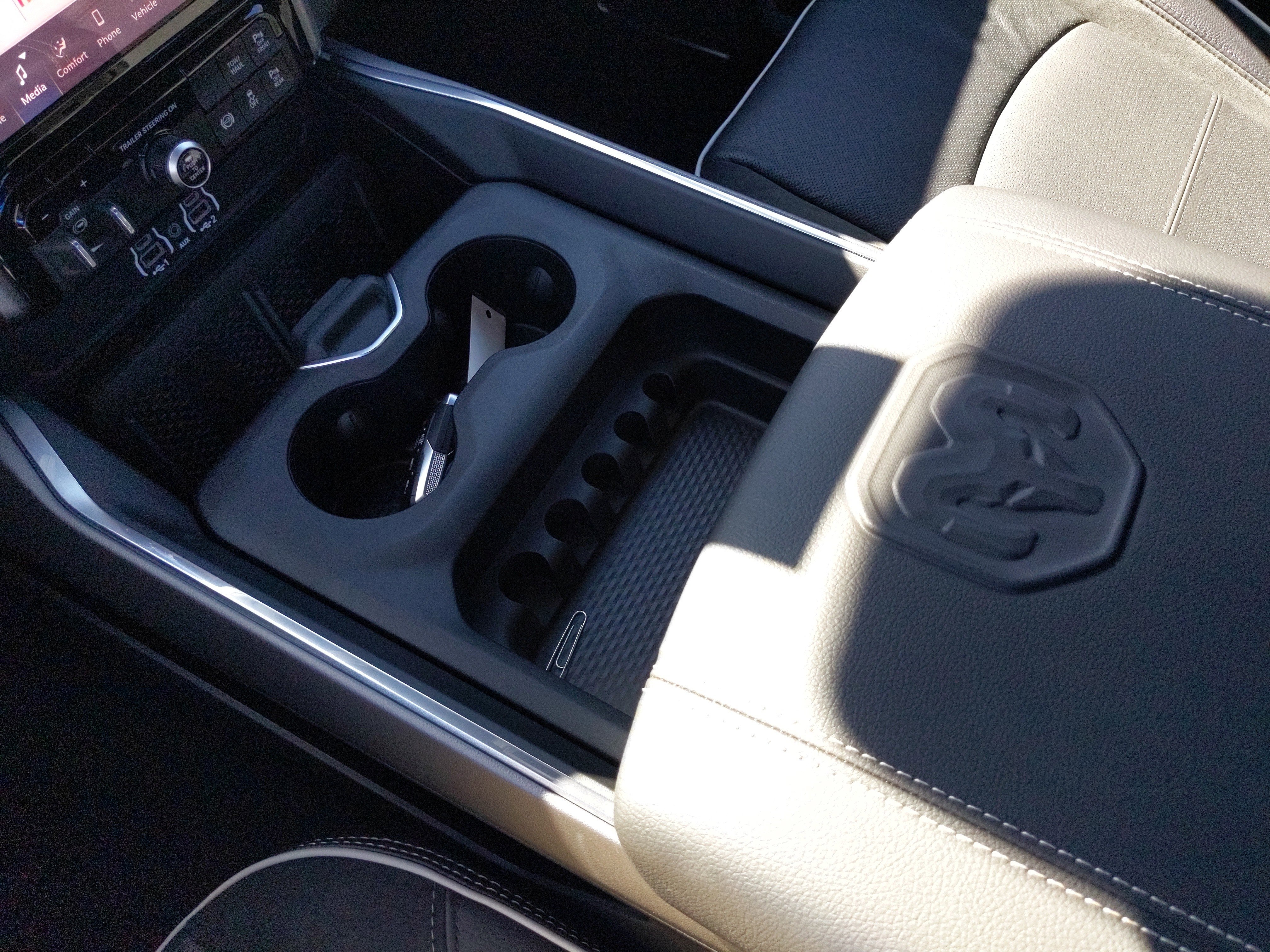 2026 RAM Ram 3500 RAM 3500 LARAMIE CREW CAB 4X4 6'4' BOX