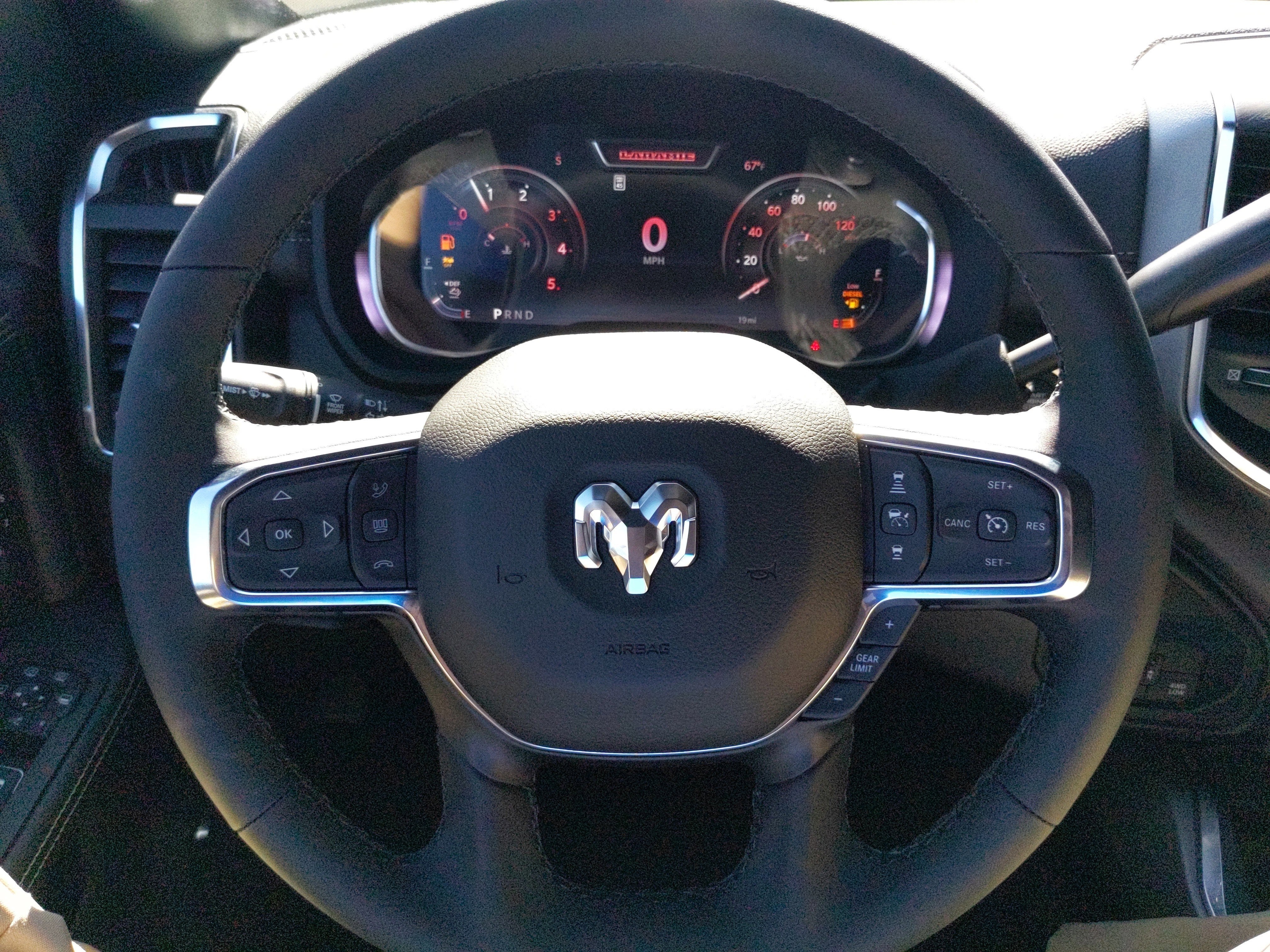 2026 RAM Ram 3500 RAM 3500 LARAMIE CREW CAB 4X4 6'4' BOX