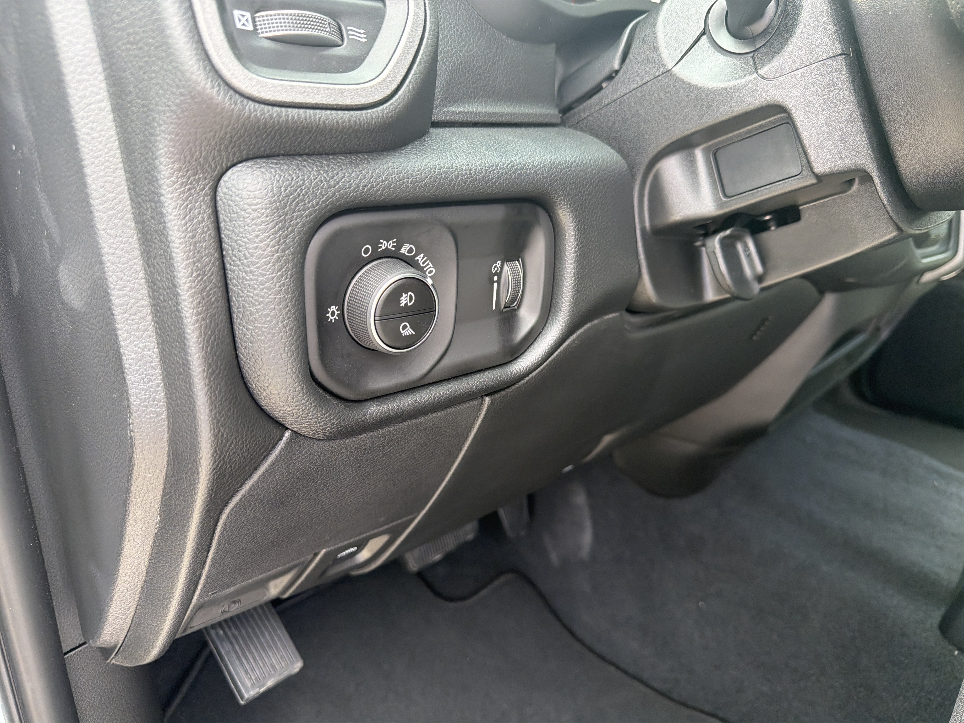 2027 RAM 2500 Tradesman