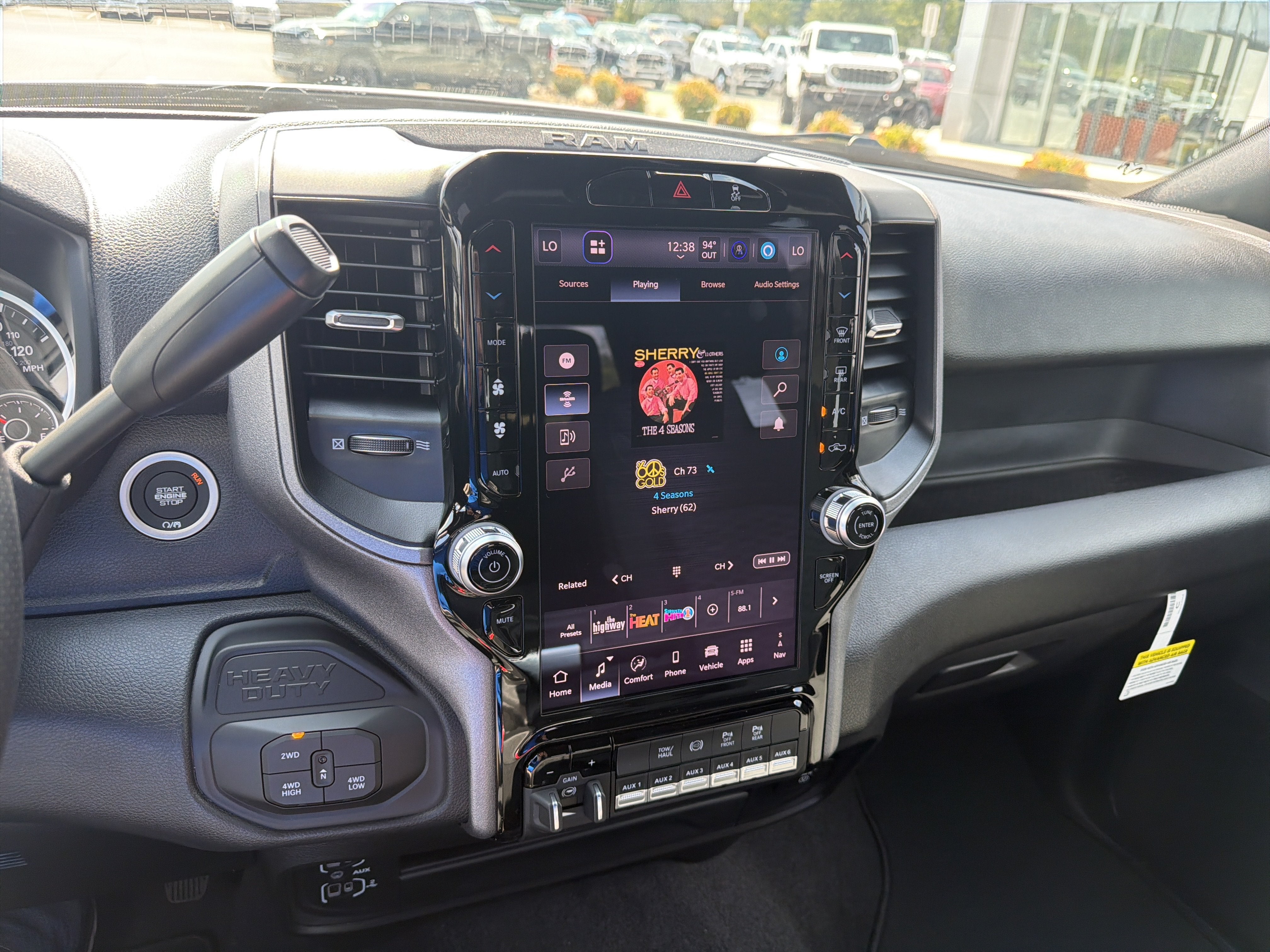 2027 RAM Ram 2500 RAM 2500 TRADESMAN CREW CAB 4X4 6'4' BOX