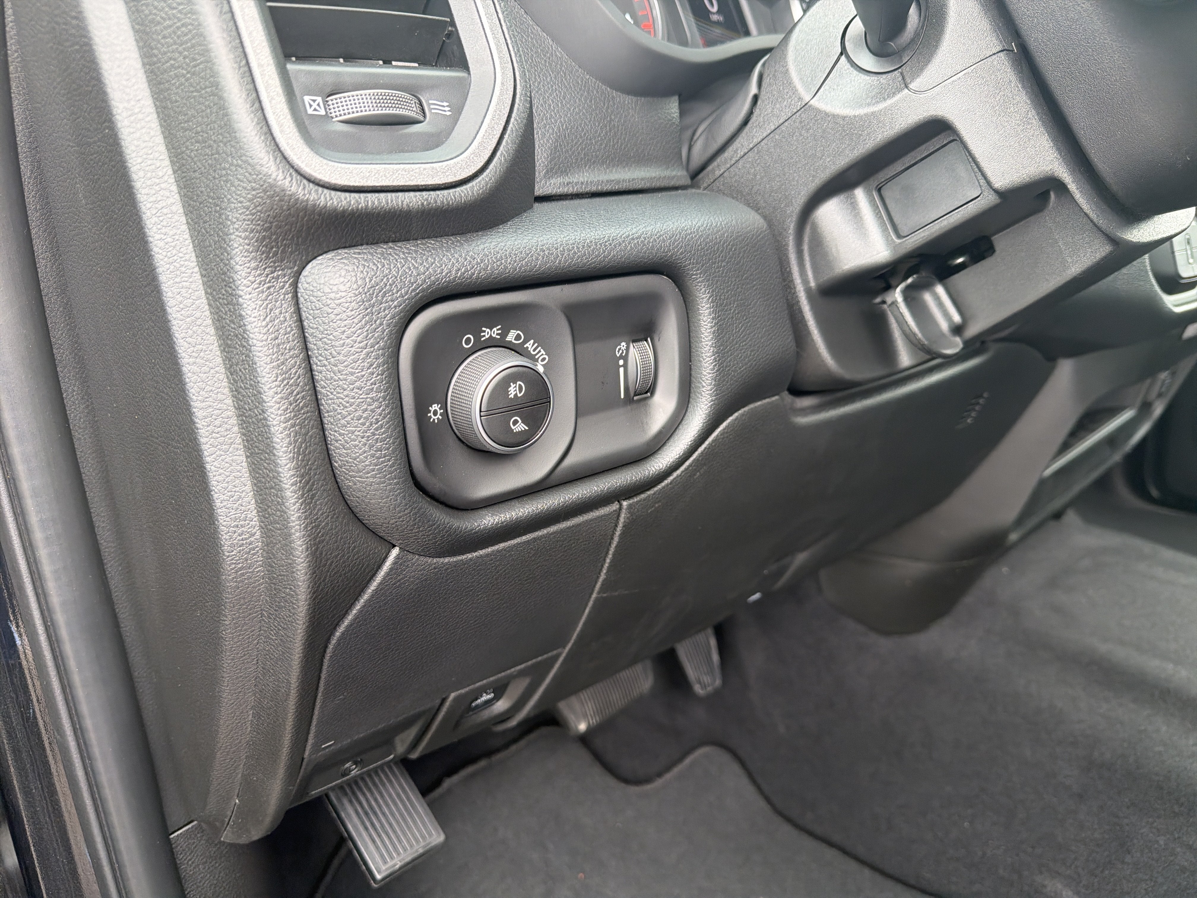 2027 RAM 2500 Black Express