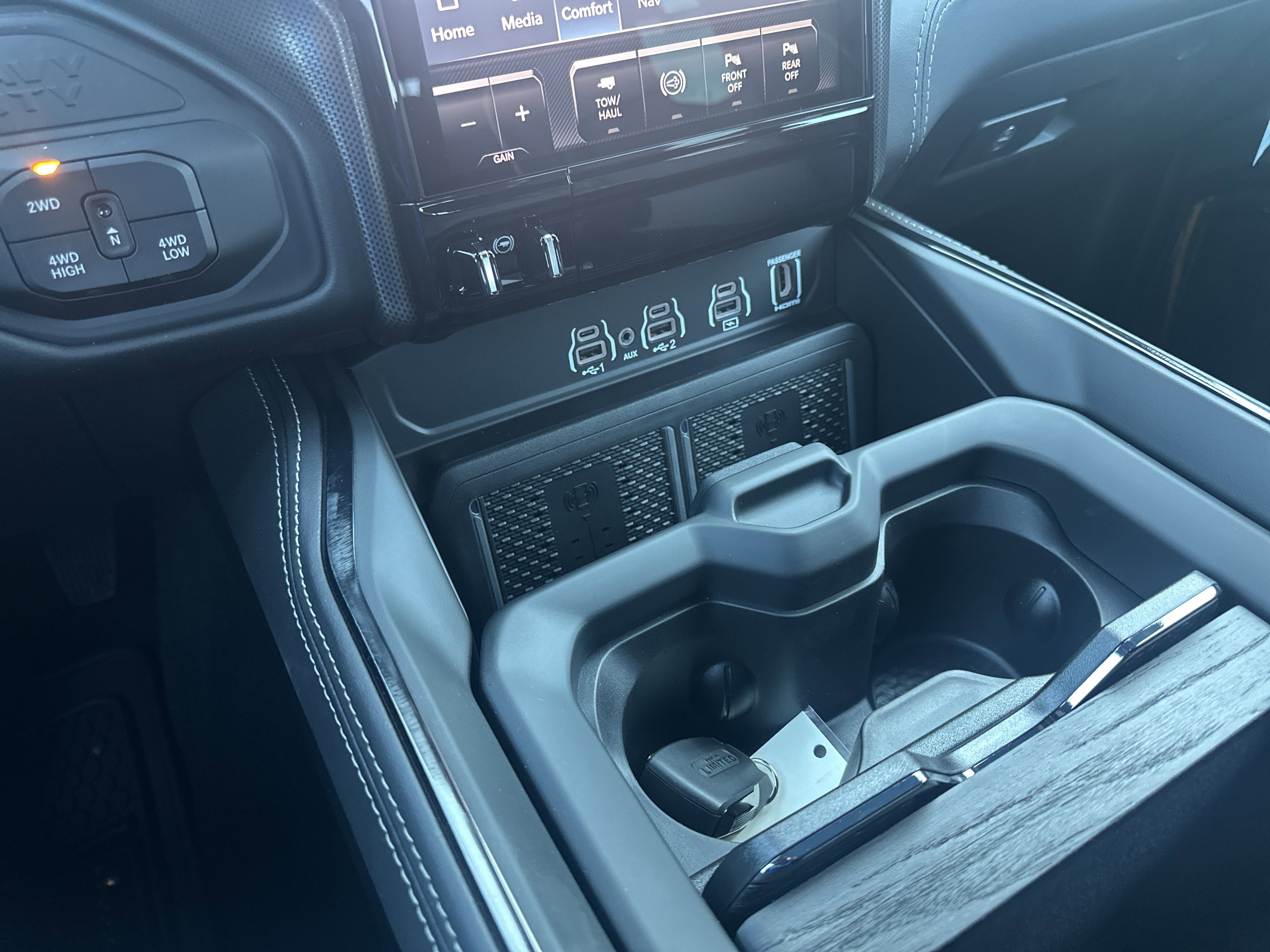 2026 RAM Ram 2500 RAM 2500 LIMITED CREW CAB 4X4 6'4' BOX