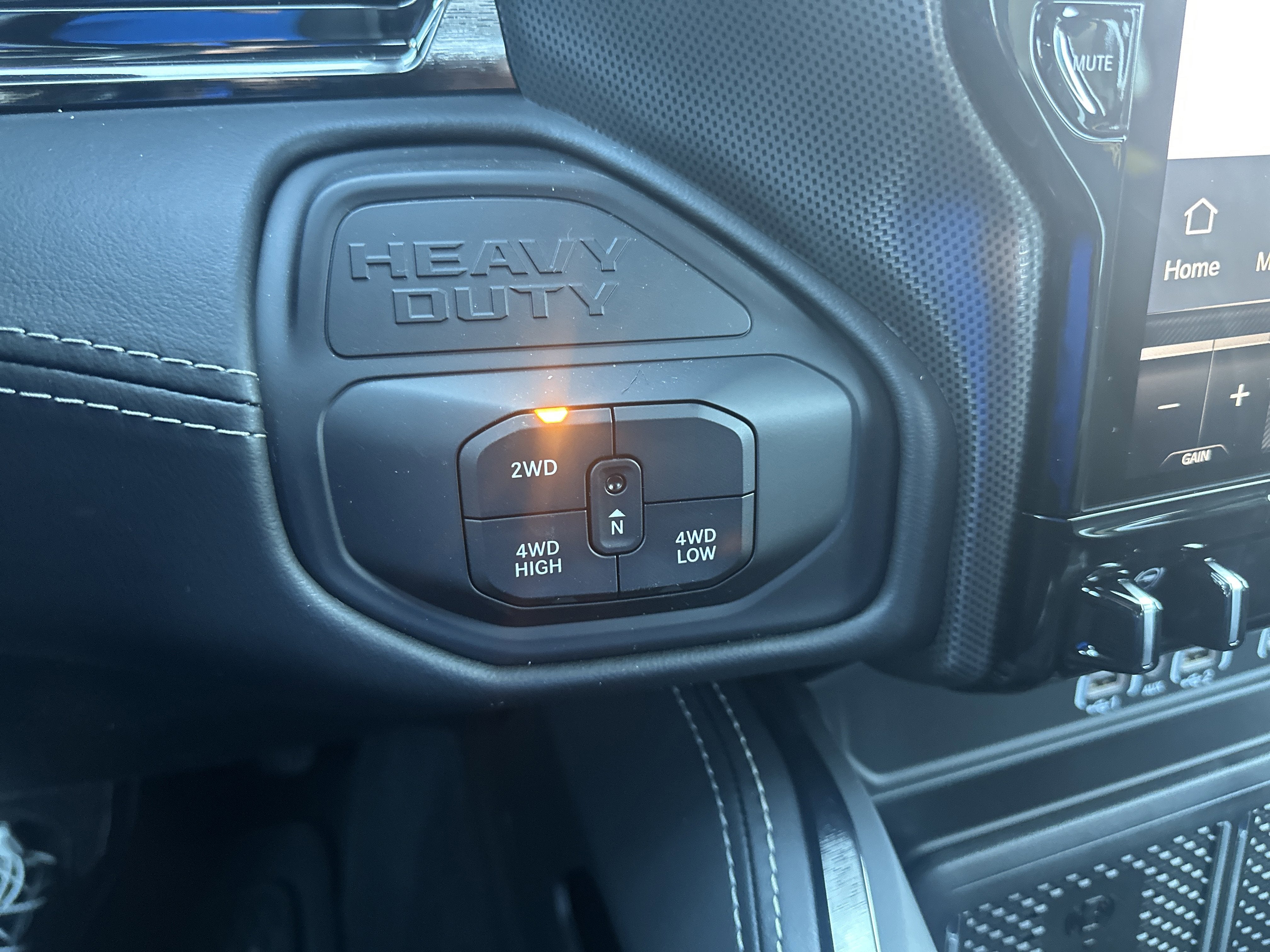 2026 RAM Ram 2500 RAM 2500 LIMITED CREW CAB 4X4 6'4' BOX