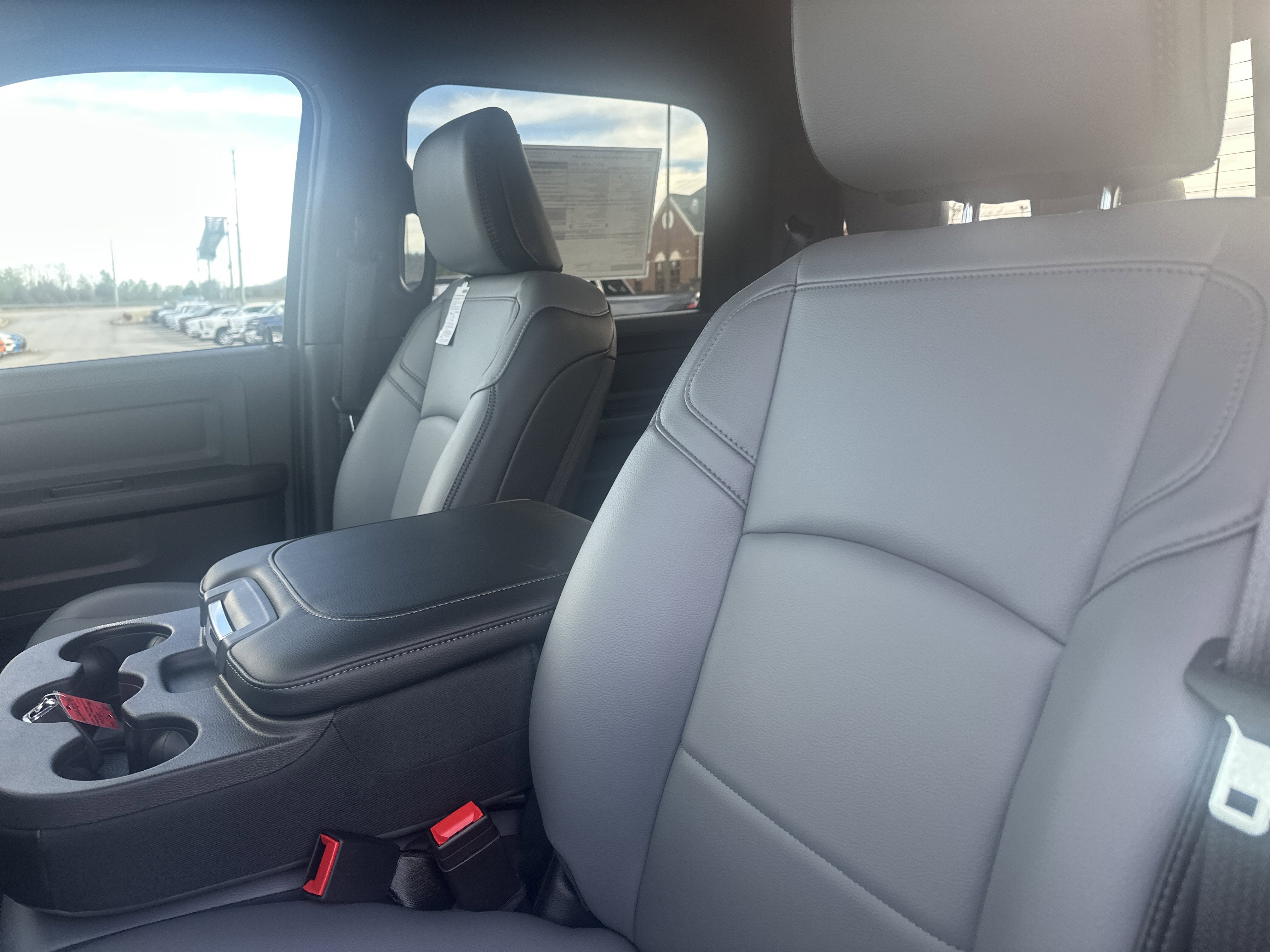 2026 RAM Ram 3500 RAM 3500 TRADESMAN CREW CAB 4X4 8' BOX