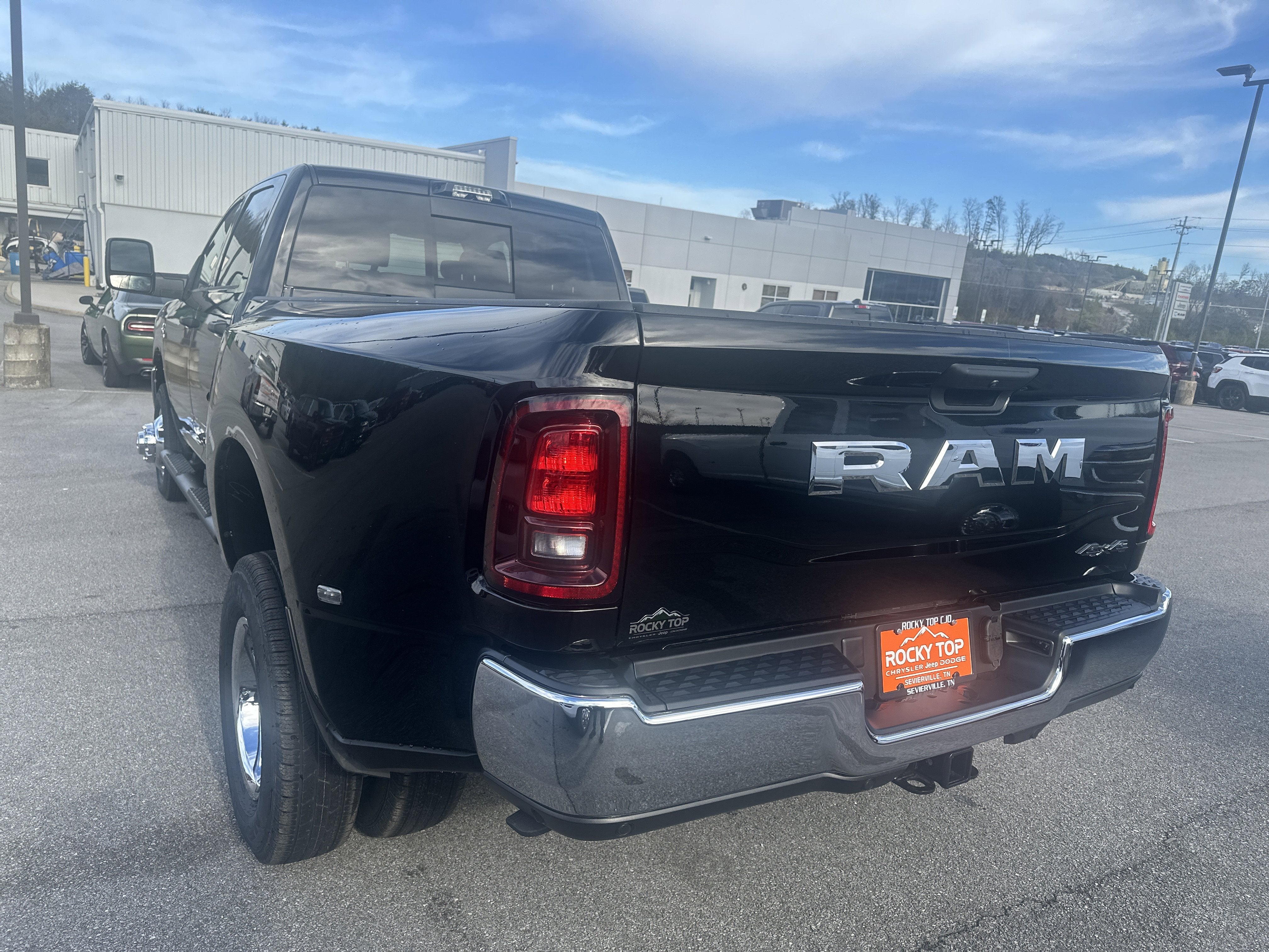 2026 RAM Ram 3500 RAM 3500 TRADESMAN CREW CAB 4X4 8' BOX