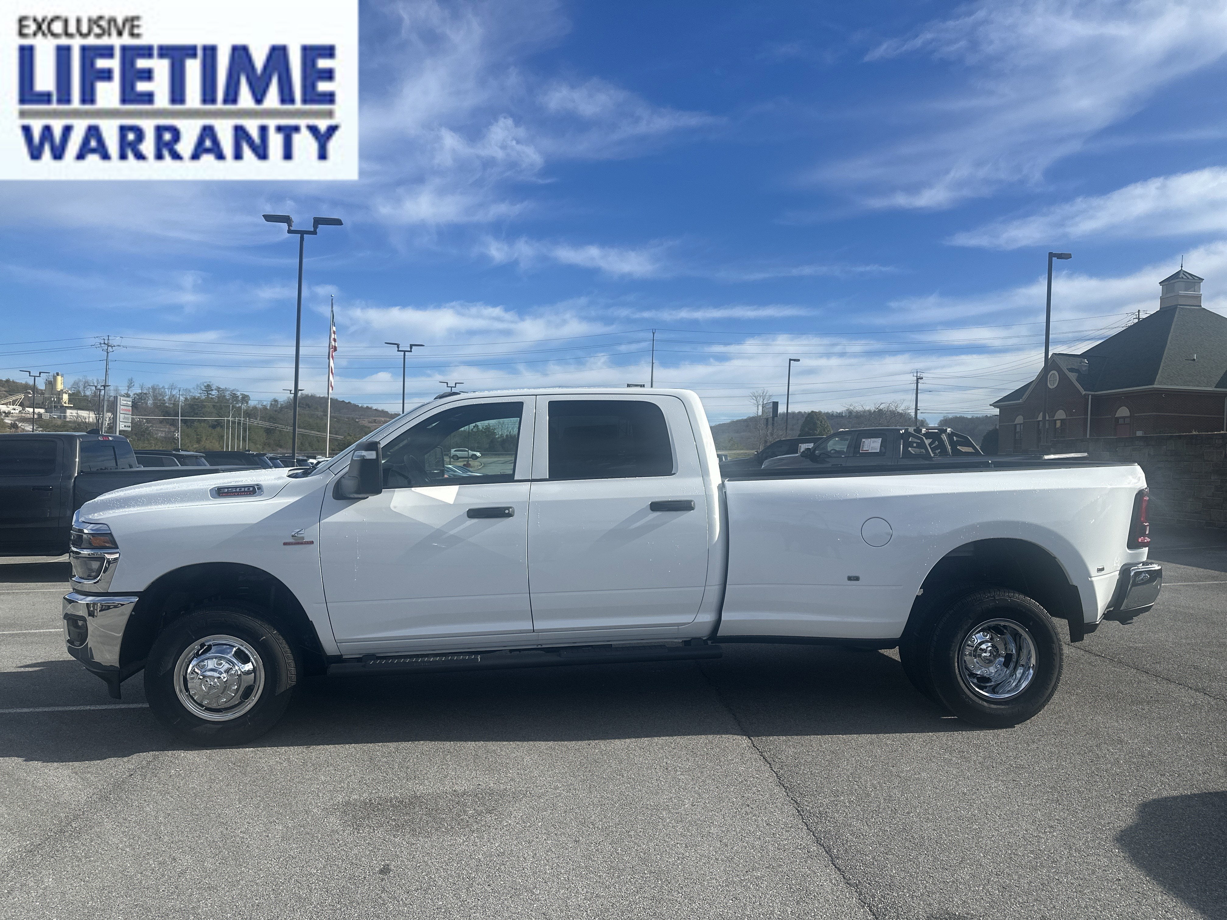 2026 RAM Ram 3500 RAM 3500 TRADESMAN CREW CAB 4X4 8' BOX