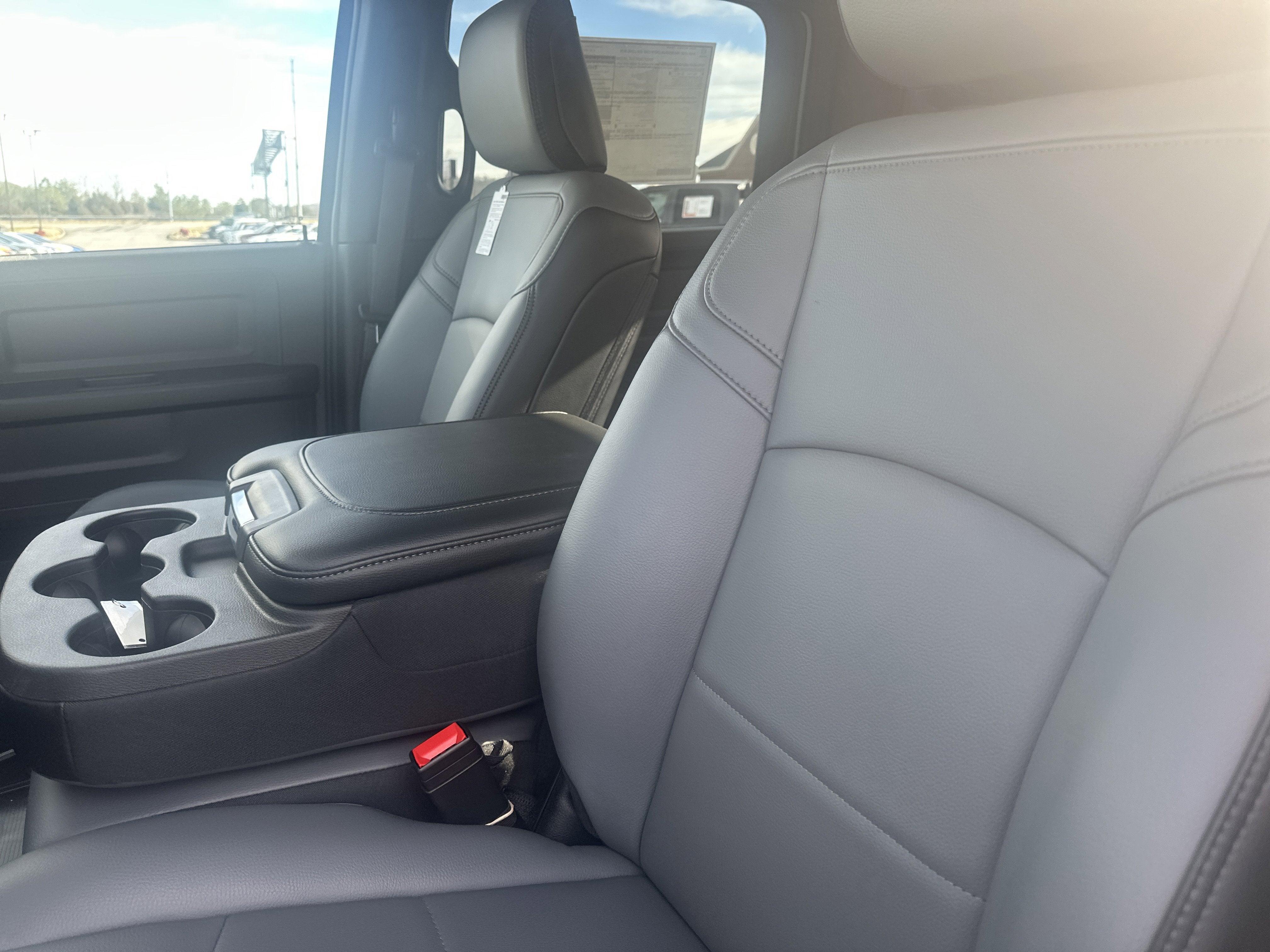 2026 RAM Ram 3500 RAM 3500 TRADESMAN CREW CAB 4X4 8' BOX