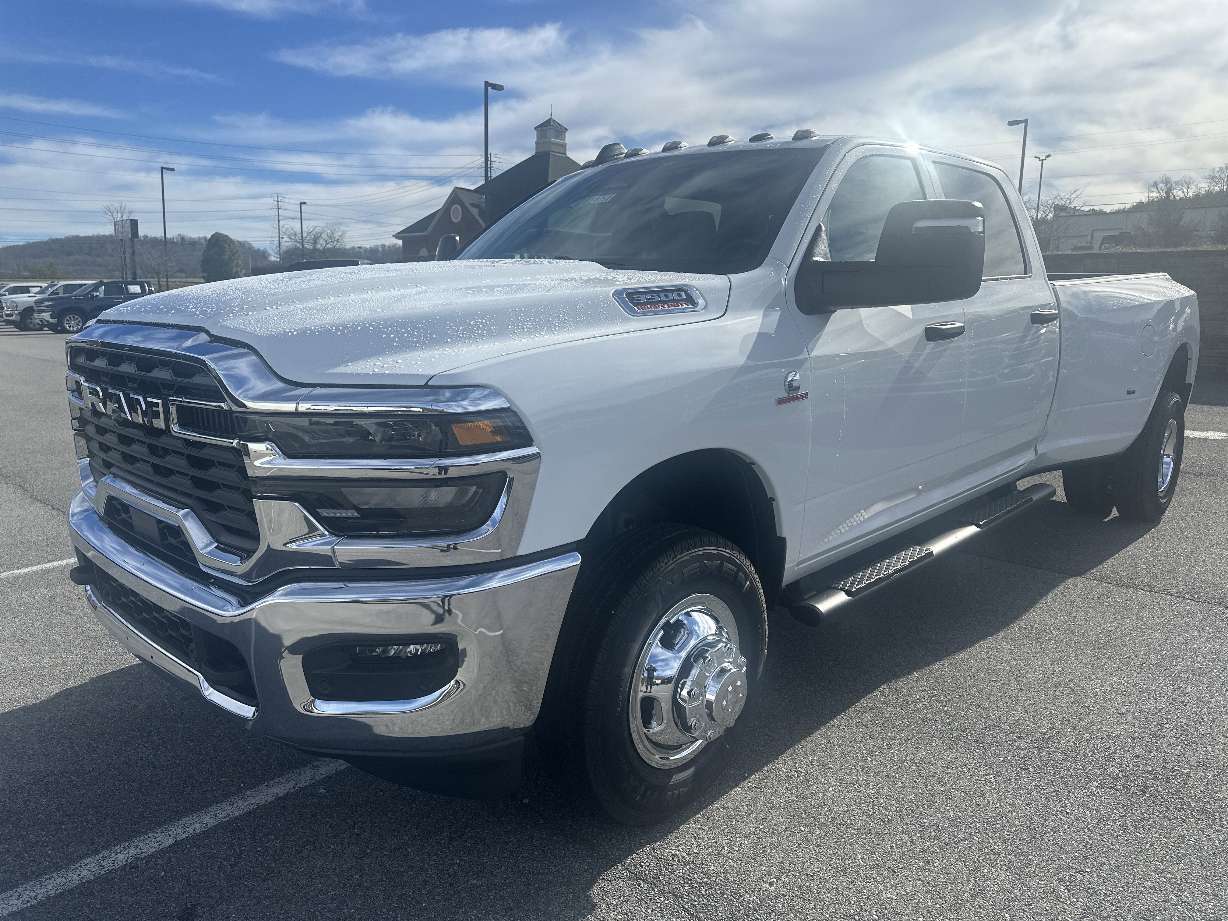 2026 RAM Ram 3500 RAM 3500 TRADESMAN CREW CAB 4X4 8' BOX