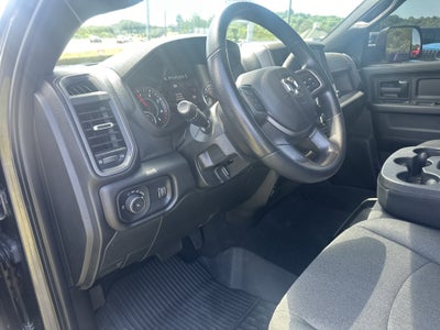 2022 RAM 3500 Tradesman Crew Cab 4x4 8' Box