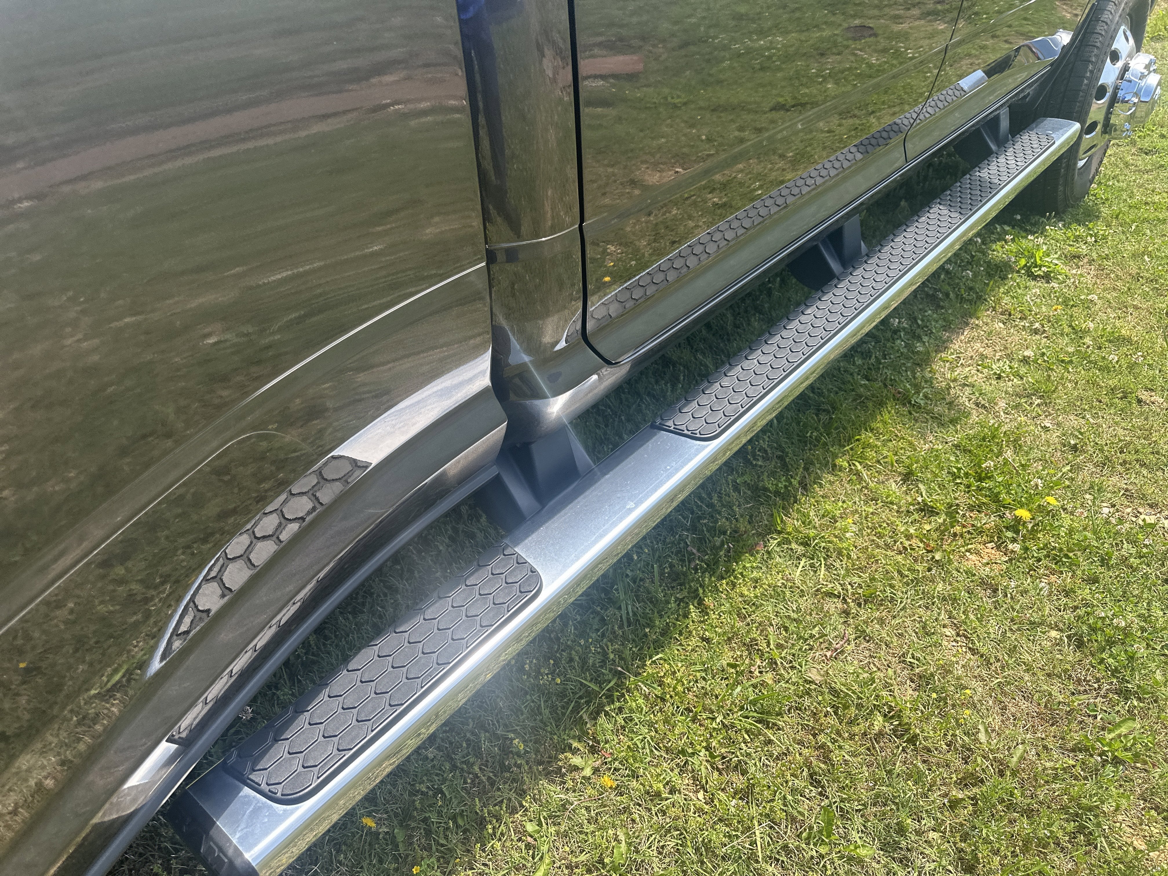 2022 RAM 3500 Tradesman Crew Cab 4x4 8' Box