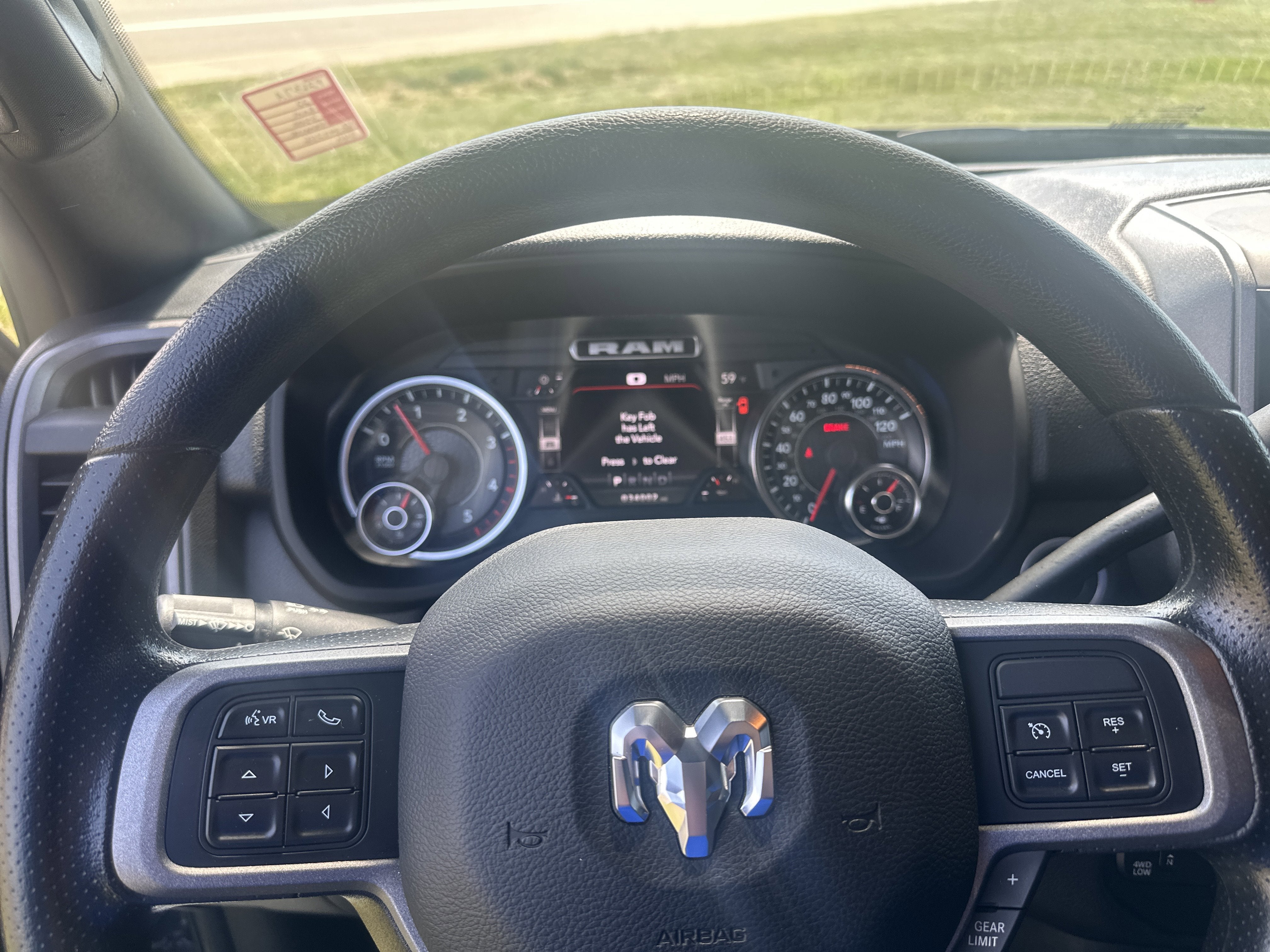 2022 RAM 3500 Tradesman Crew Cab 4x4 8' Box