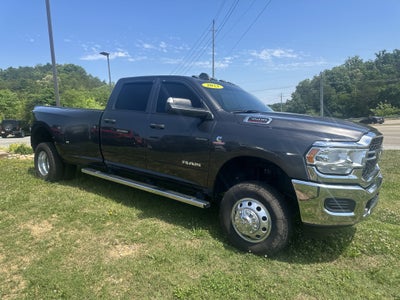 2022 RAM 3500 Tradesman Crew Cab 4x4 8' Box