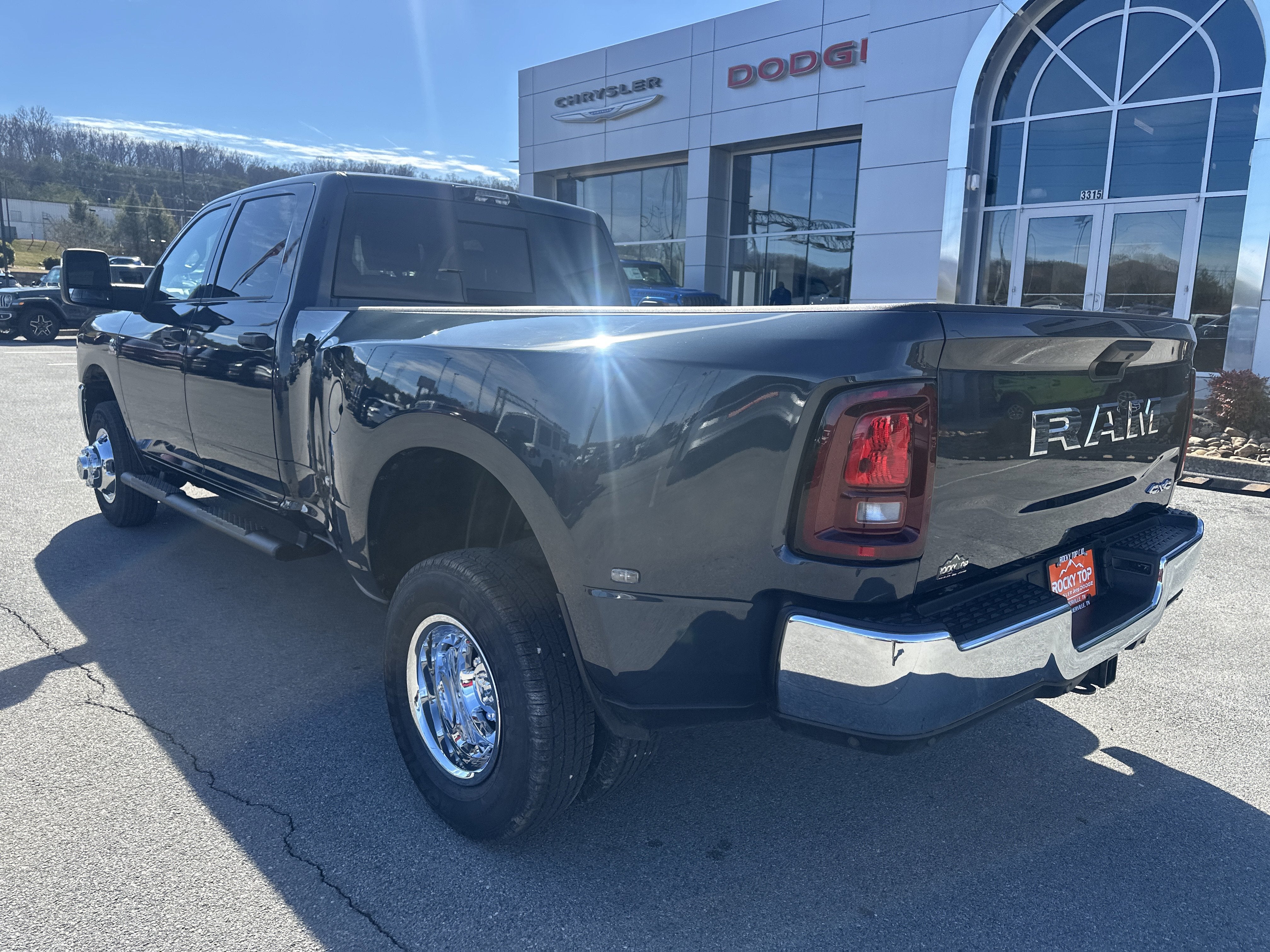 2026 RAM Ram 3500 RAM 3500 TRADESMAN CREW CAB 4X4 8' BOX