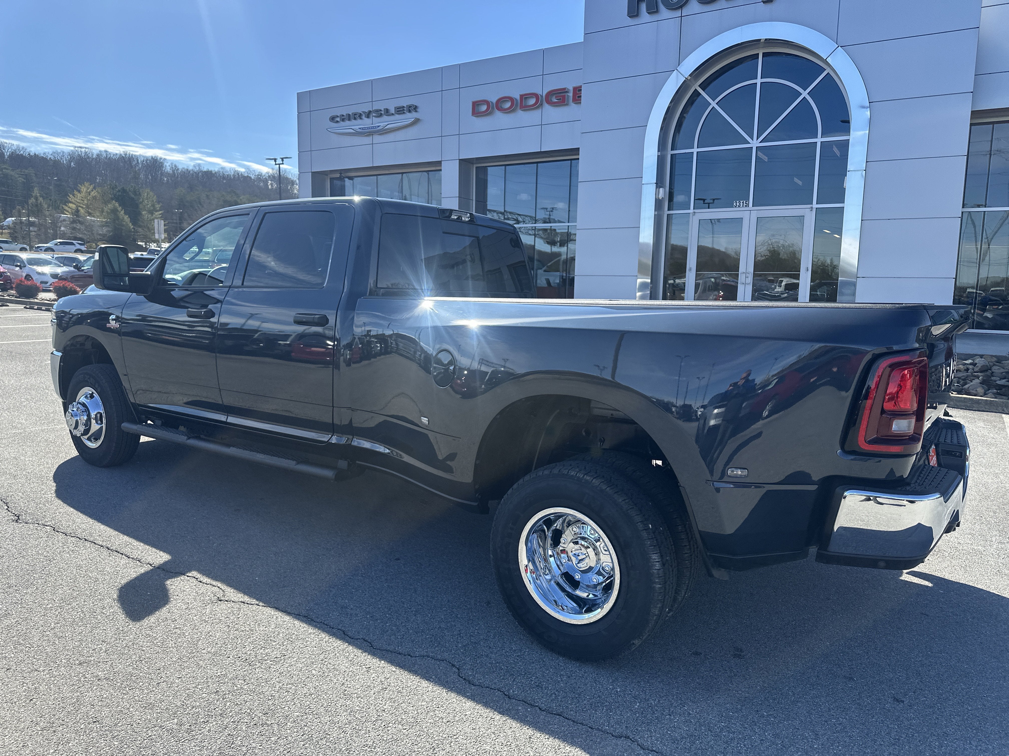 2026 RAM Ram 3500 RAM 3500 TRADESMAN CREW CAB 4X4 8' BOX