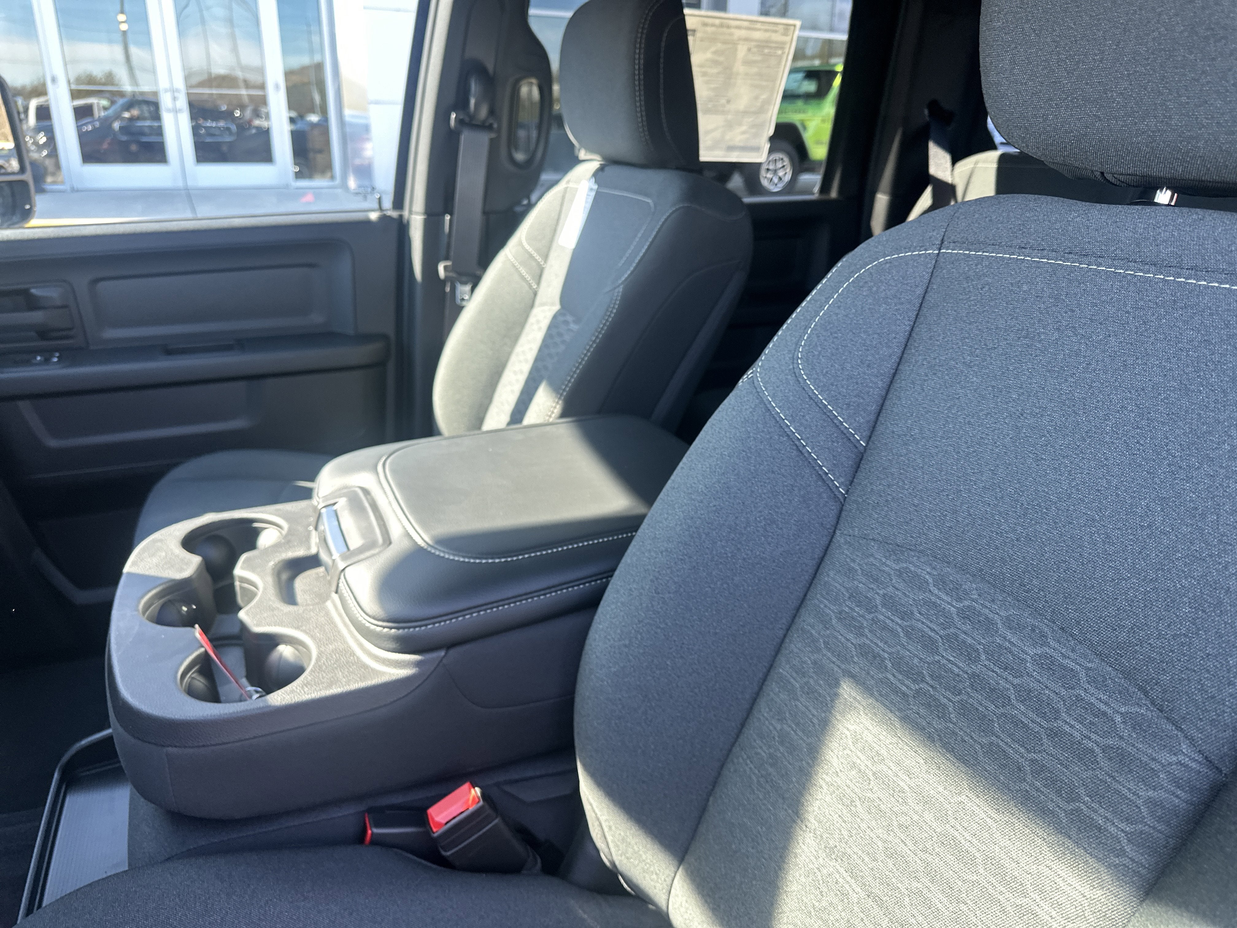 2026 RAM Ram 3500 RAM 3500 TRADESMAN CREW CAB 4X4 8' BOX