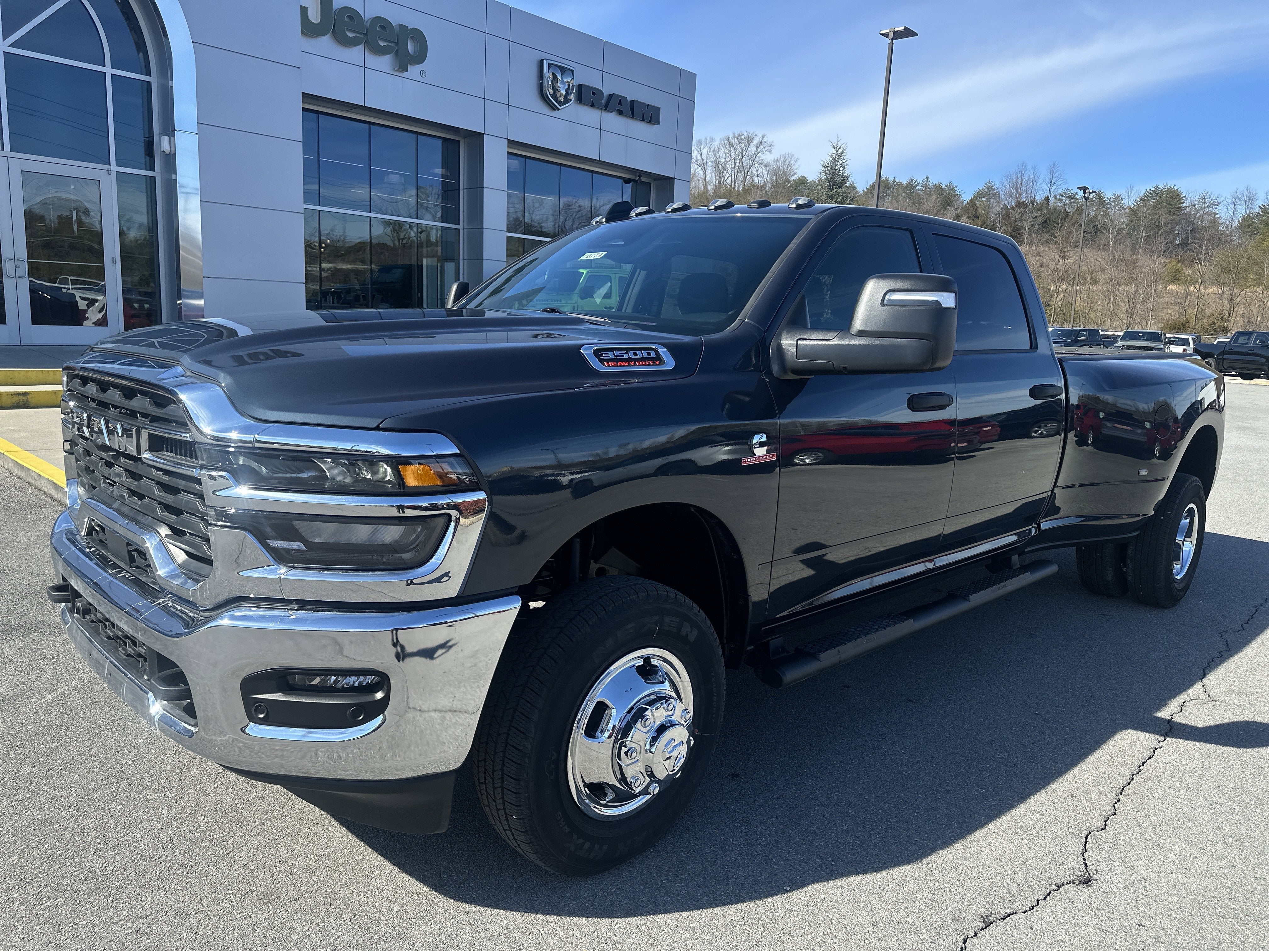 2026 RAM Ram 3500 RAM 3500 TRADESMAN CREW CAB 4X4 8' BOX