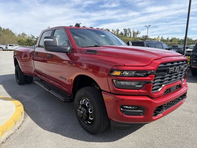 2027 RAM Ram 3500 RAM 3500 BIG HORN CREW CAB 4X4 8' BOX