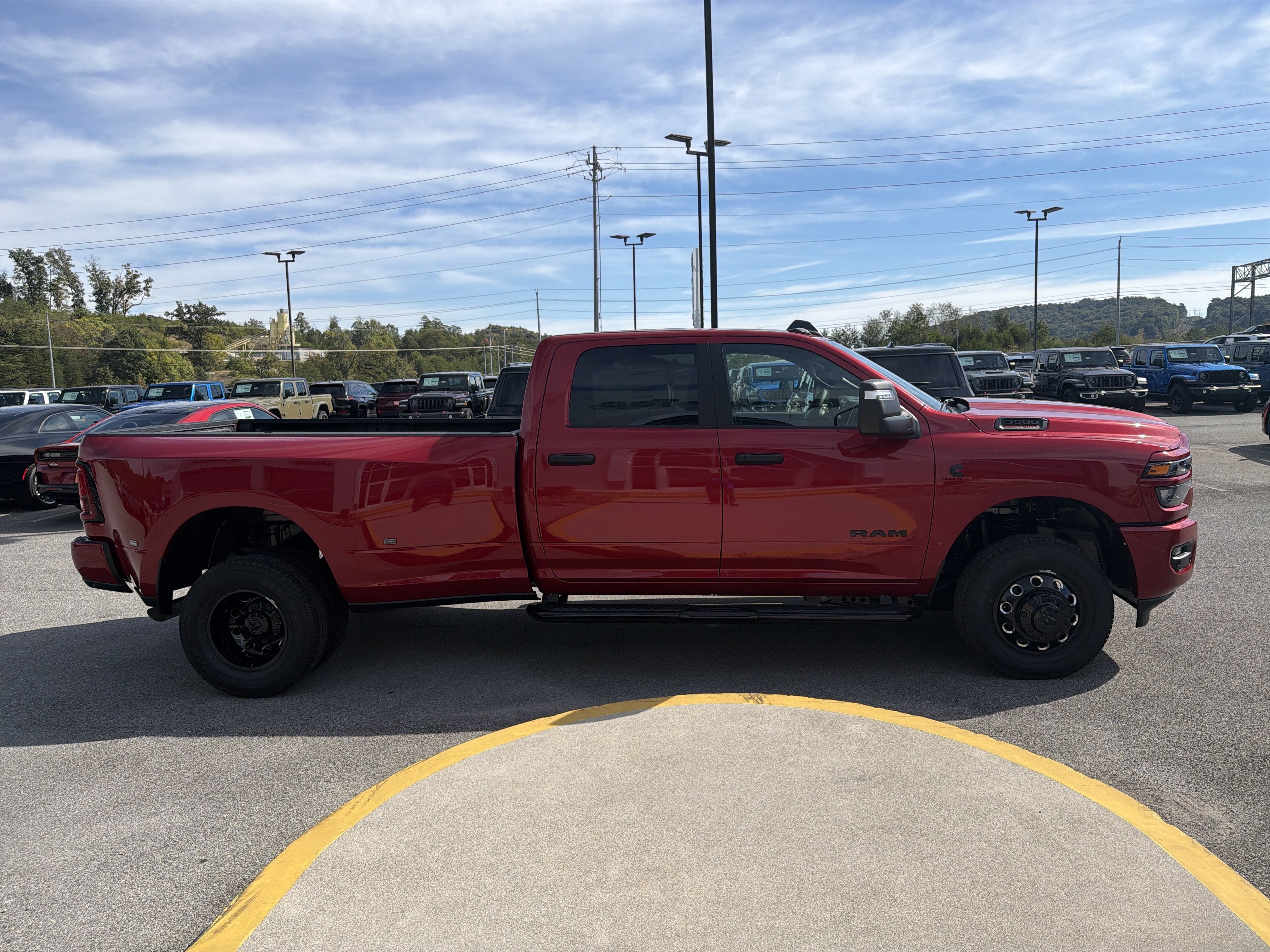2027 RAM Ram 3500 RAM 3500 BIG HORN CREW CAB 4X4 8' BOX