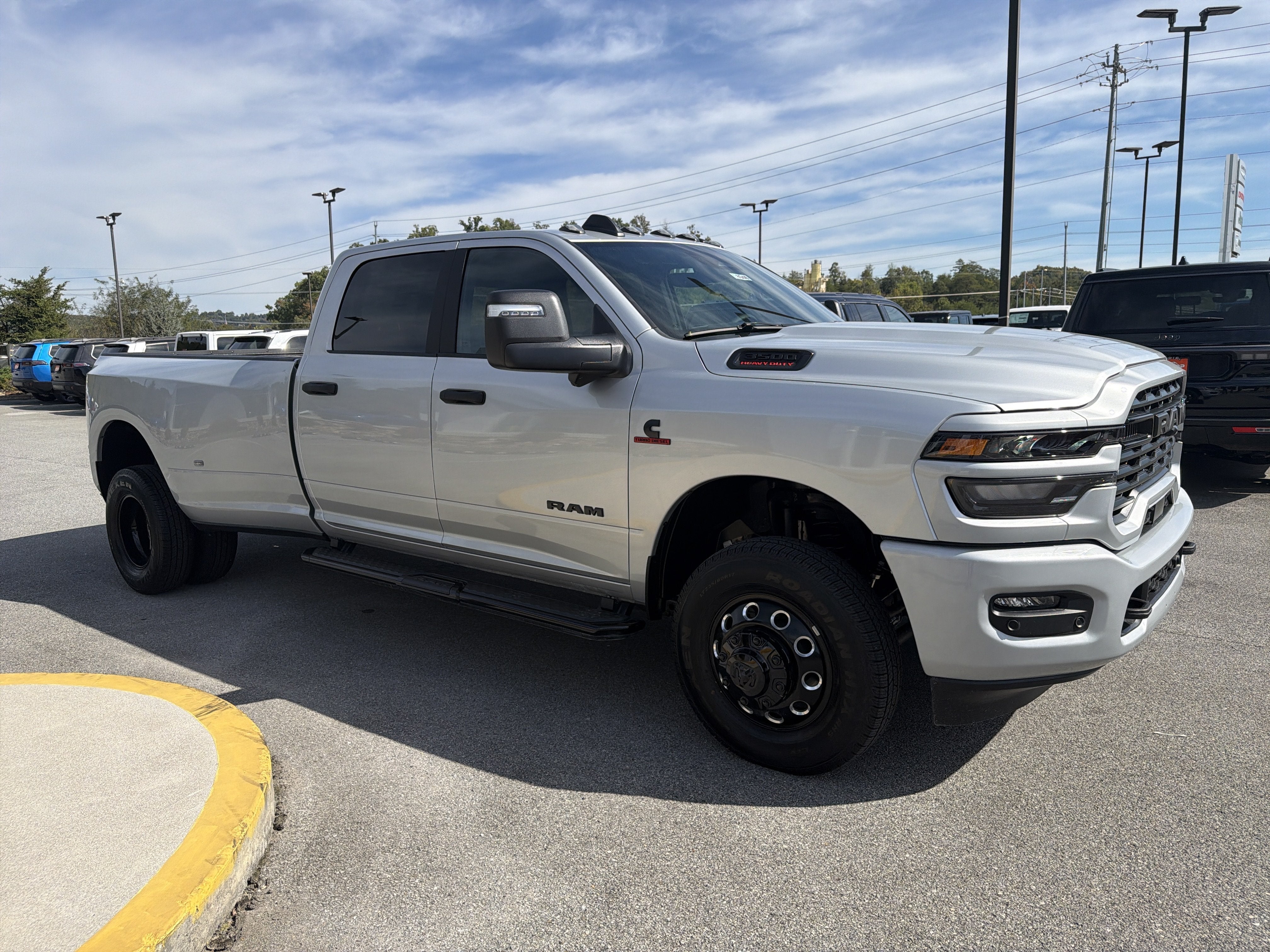 2027 RAM Ram 3500 RAM 3500 BIG HORN CREW CAB 4X4 8' BOX