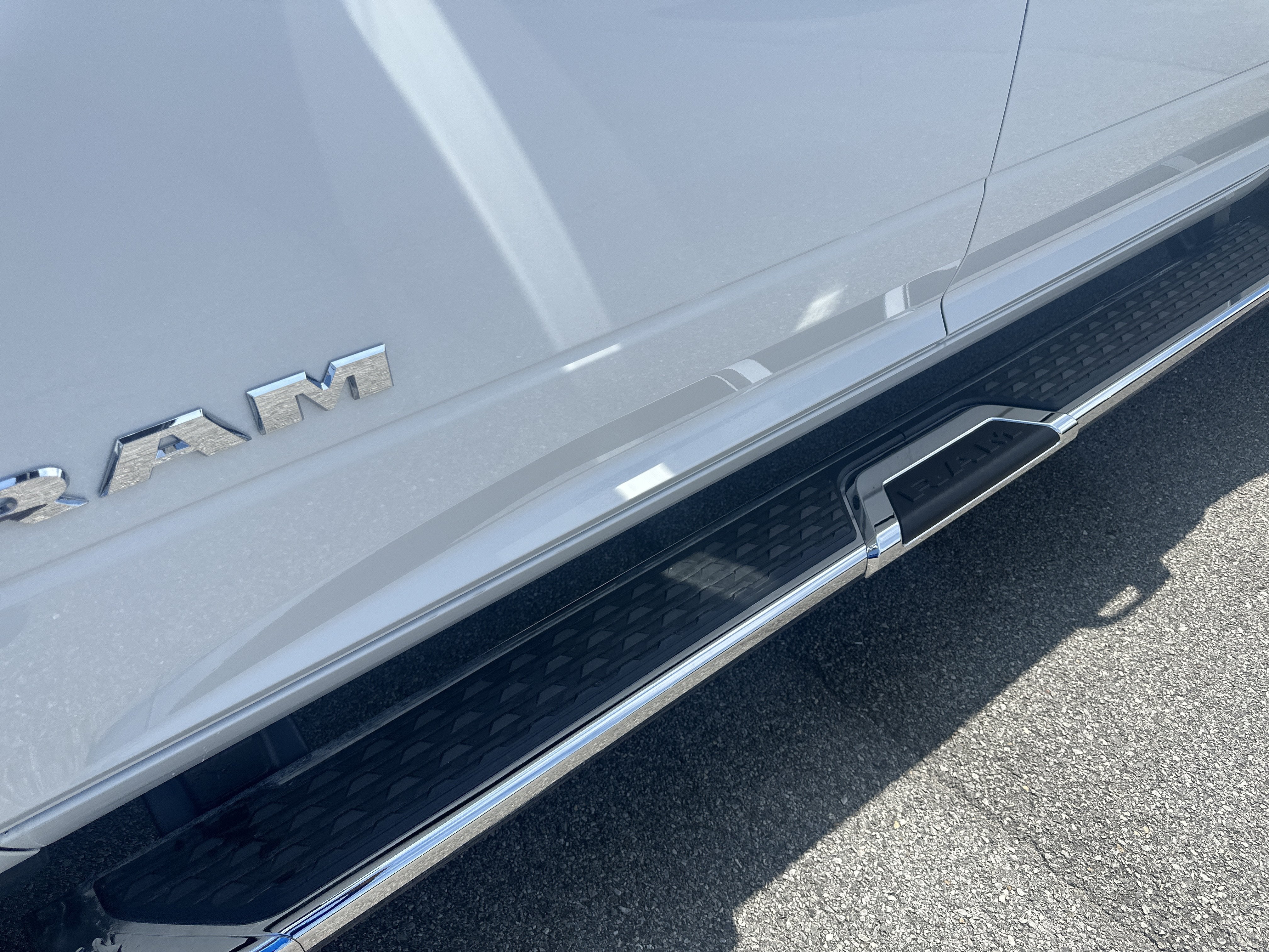 2026 RAM Ram 3500 RAM 3500 LARAMIE CREW CAB 4X4 8' BOX