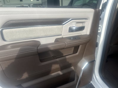 2026 RAM Ram 3500 RAM 3500 LARAMIE CREW CAB 4X4 8' BOX