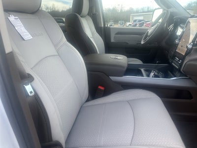 2026 RAM Ram 3500 RAM 3500 LARAMIE CREW CAB 4X4 8' BOX