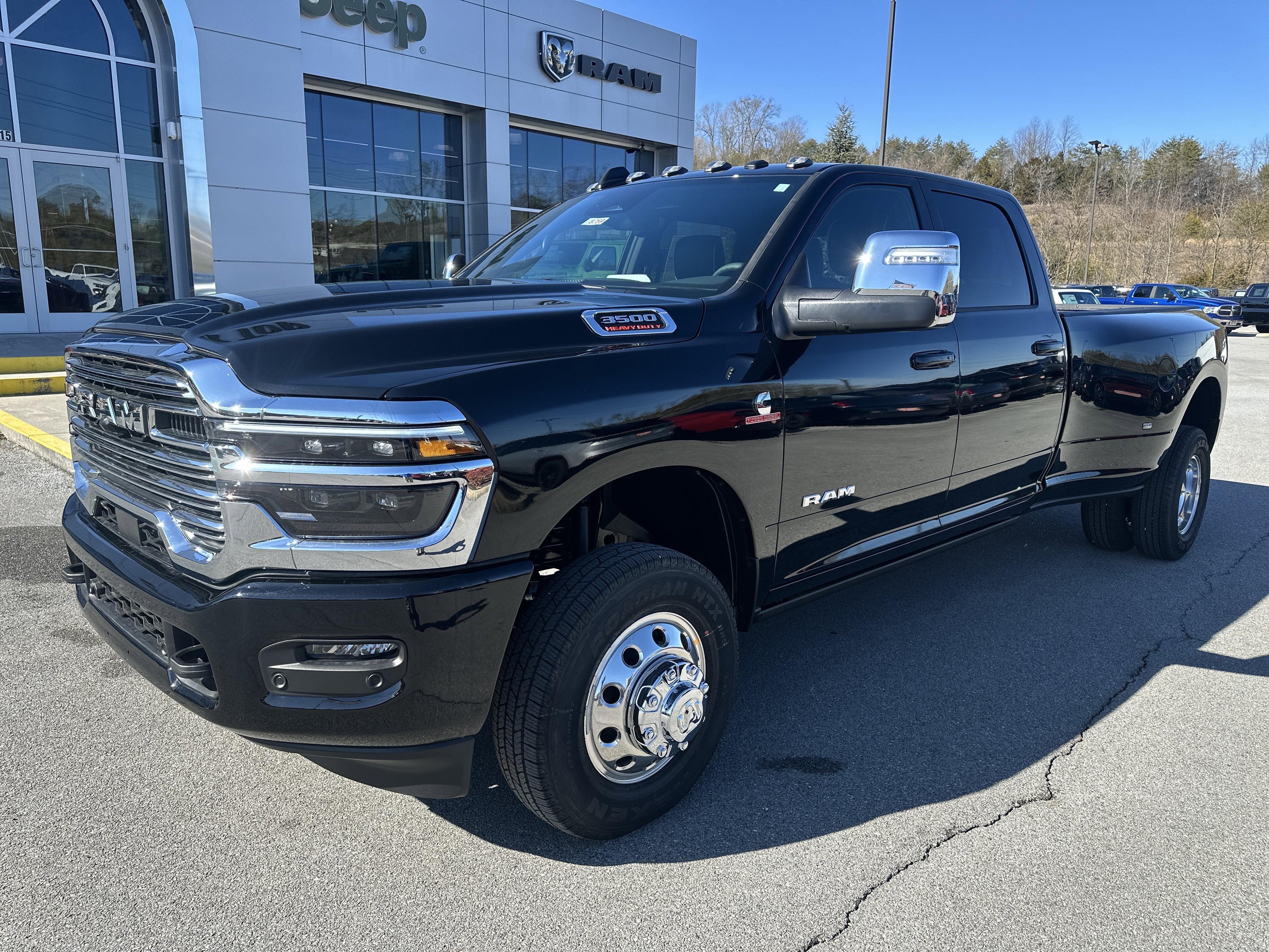 2026 RAM Ram 3500 RAM 3500 LARAMIE CREW CAB 4X4 8' BOX