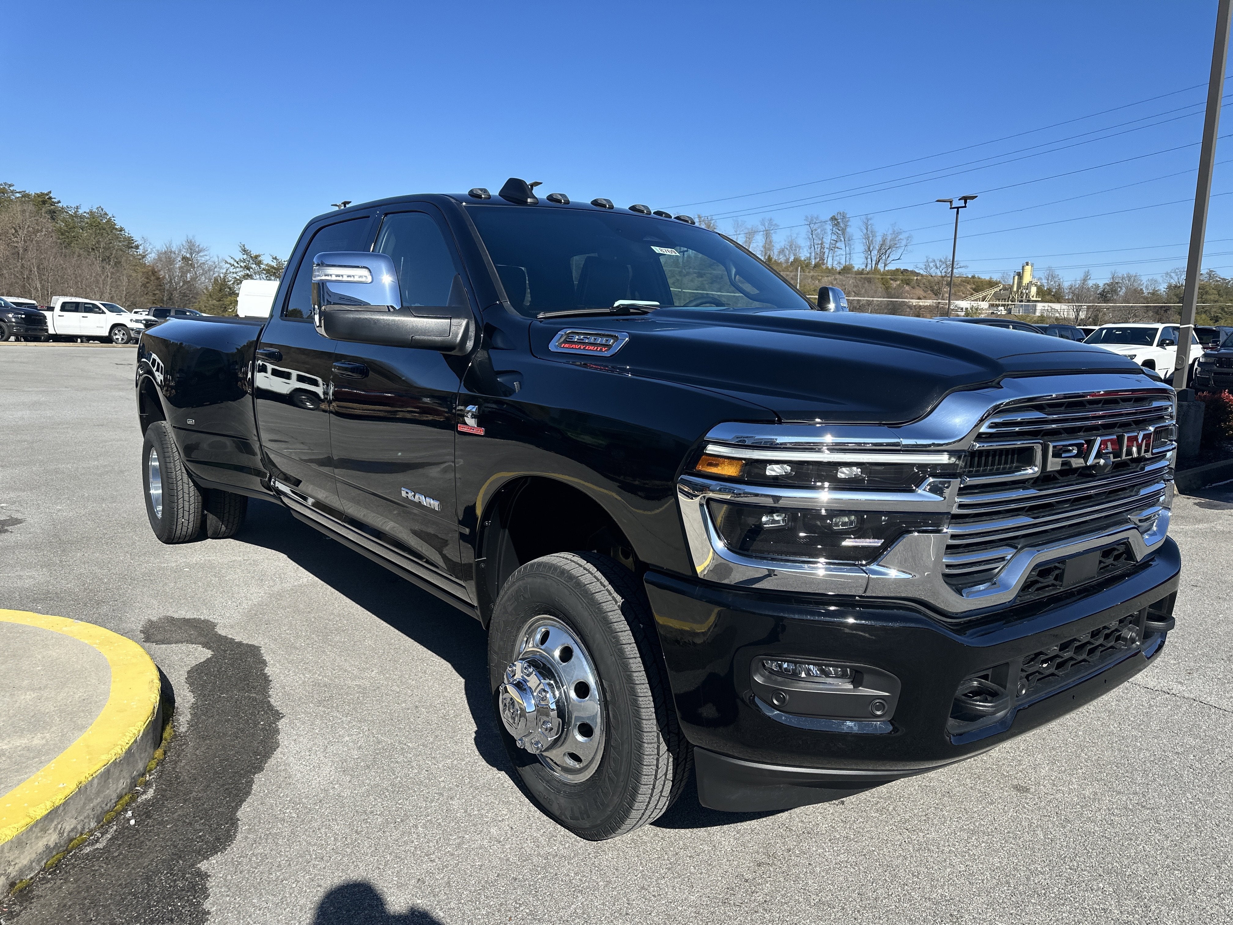 2026 RAM Ram 3500 RAM 3500 LARAMIE CREW CAB 4X4 8' BOX