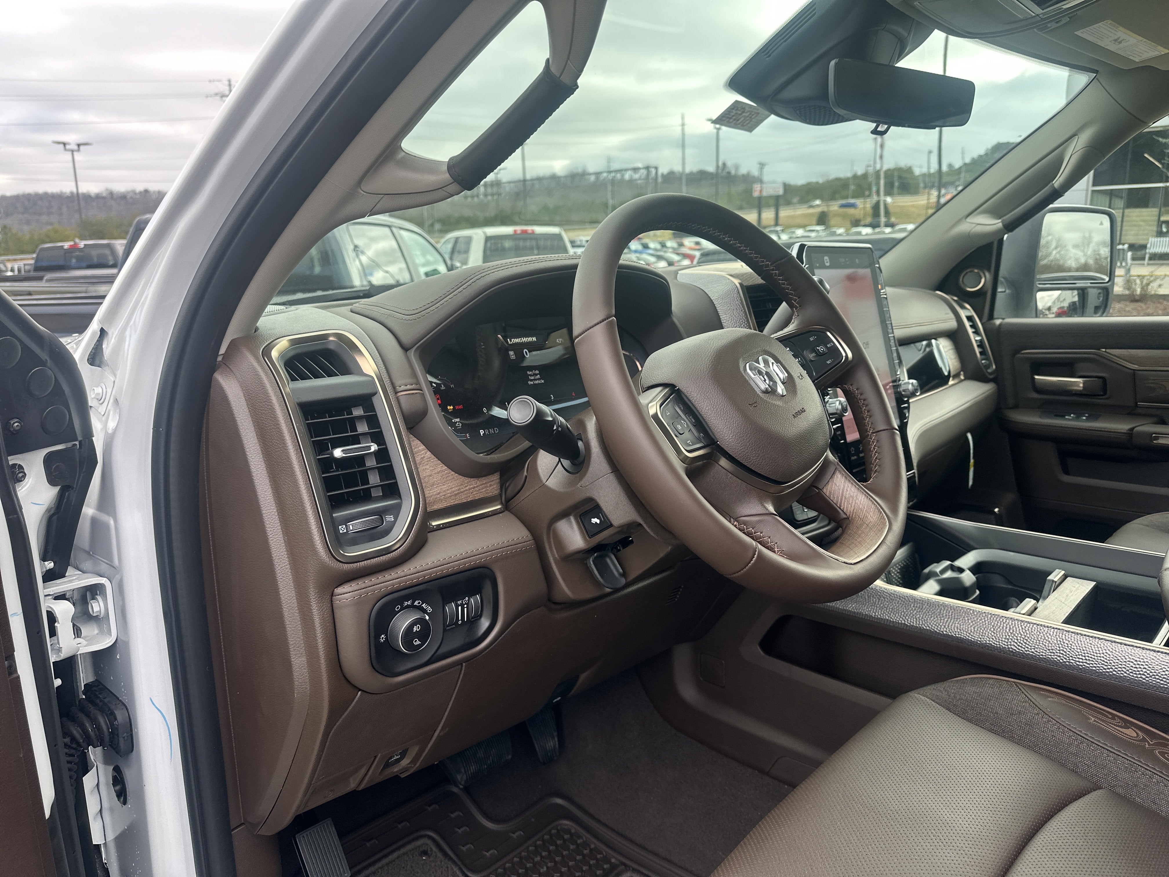 2026 RAM Ram 3500 RAM 3500 LIMITED LONGHORN CREW CAB 4X4 8' BOX