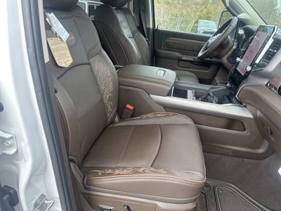 2026 RAM Ram 3500 RAM 3500 LIMITED LONGHORN CREW CAB 4X4 8' BOX