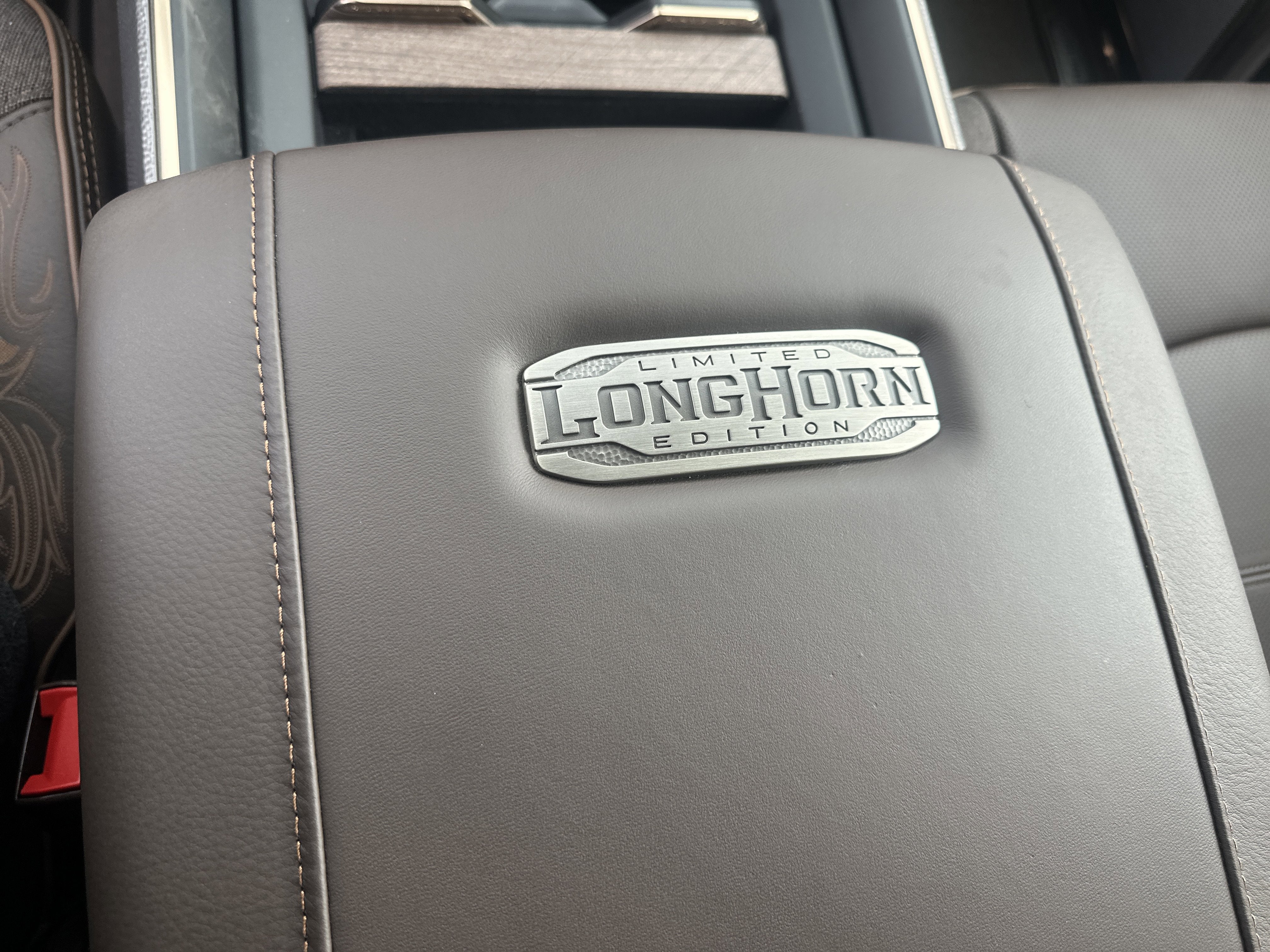2026 RAM Ram 3500 RAM 3500 LIMITED LONGHORN CREW CAB 4X4 8' BOX