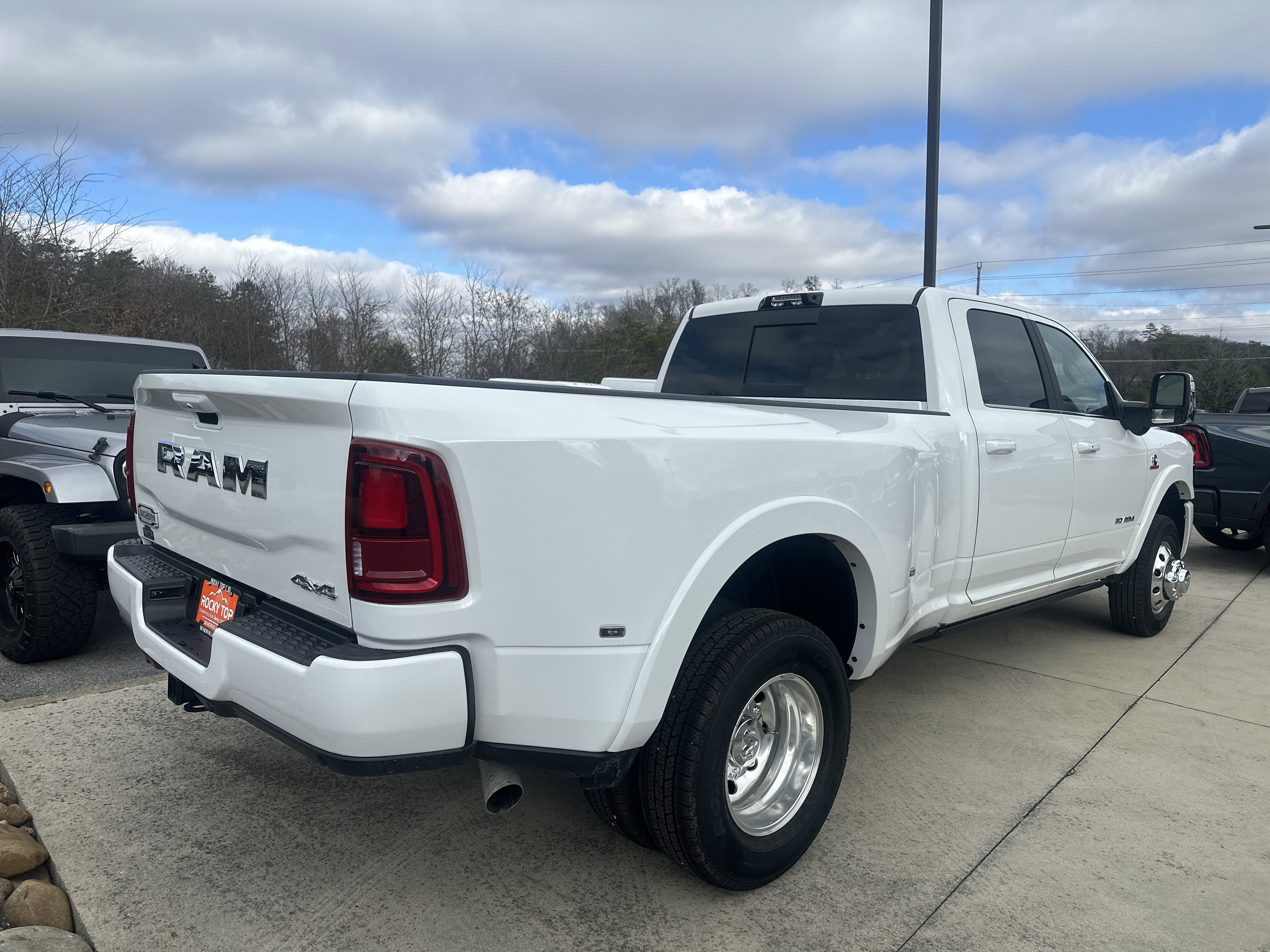 2026 RAM Ram 3500 RAM 3500 LIMITED LONGHORN CREW CAB 4X4 8' BOX