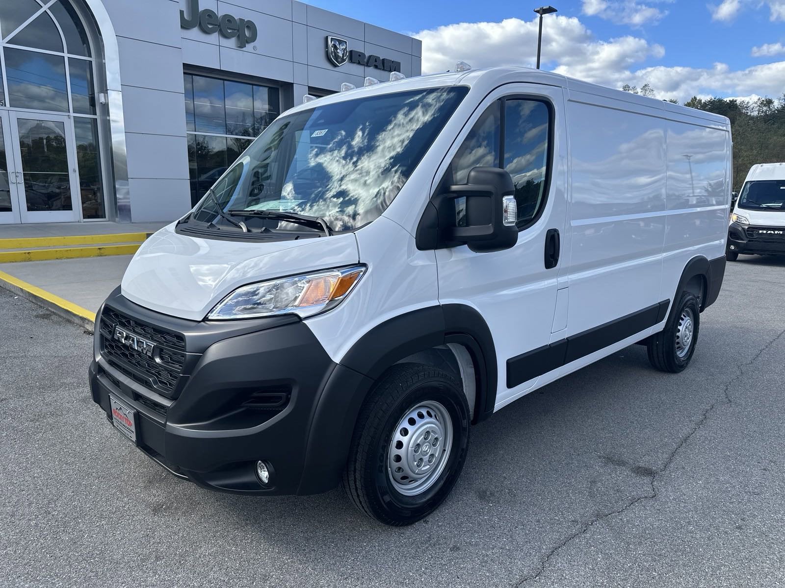 2025 RAM Ram ProMaster RAM PROMASTER 1500 TRADESMAN CARGO VAN LOW ROOF 136' WB