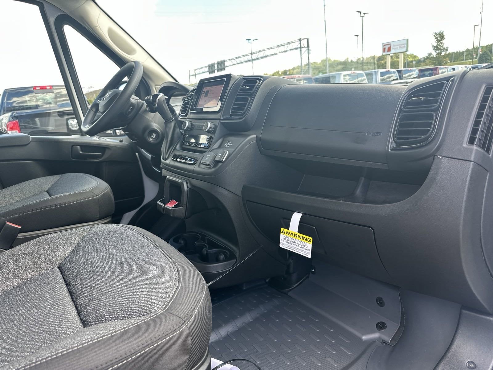 2025 RAM Ram ProMaster RAM PROMASTER 1500 TRADESMAN CARGO VAN LOW ROOF 136' WB