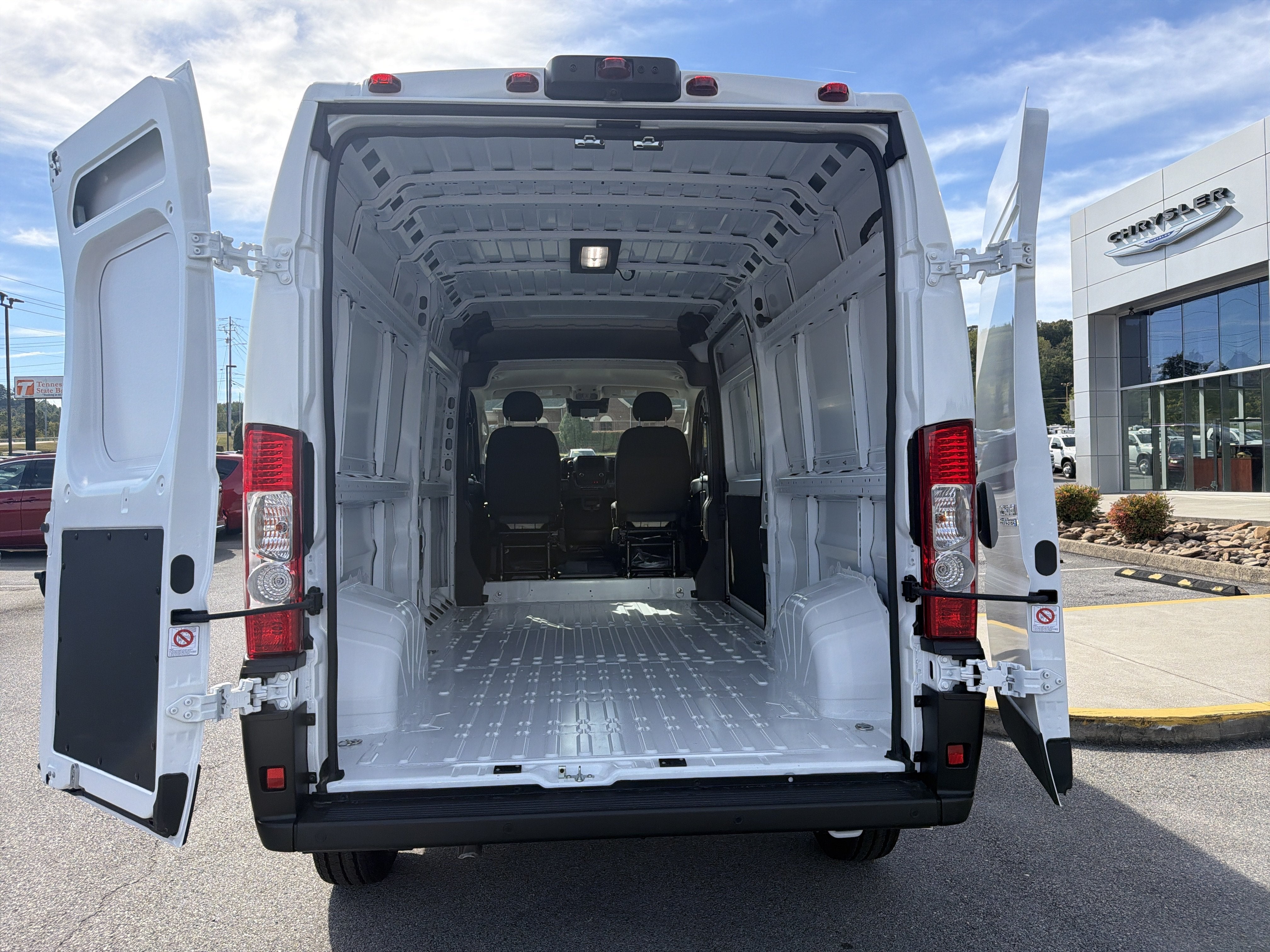 2027 RAM ProMaster Cargo Van Tradesman