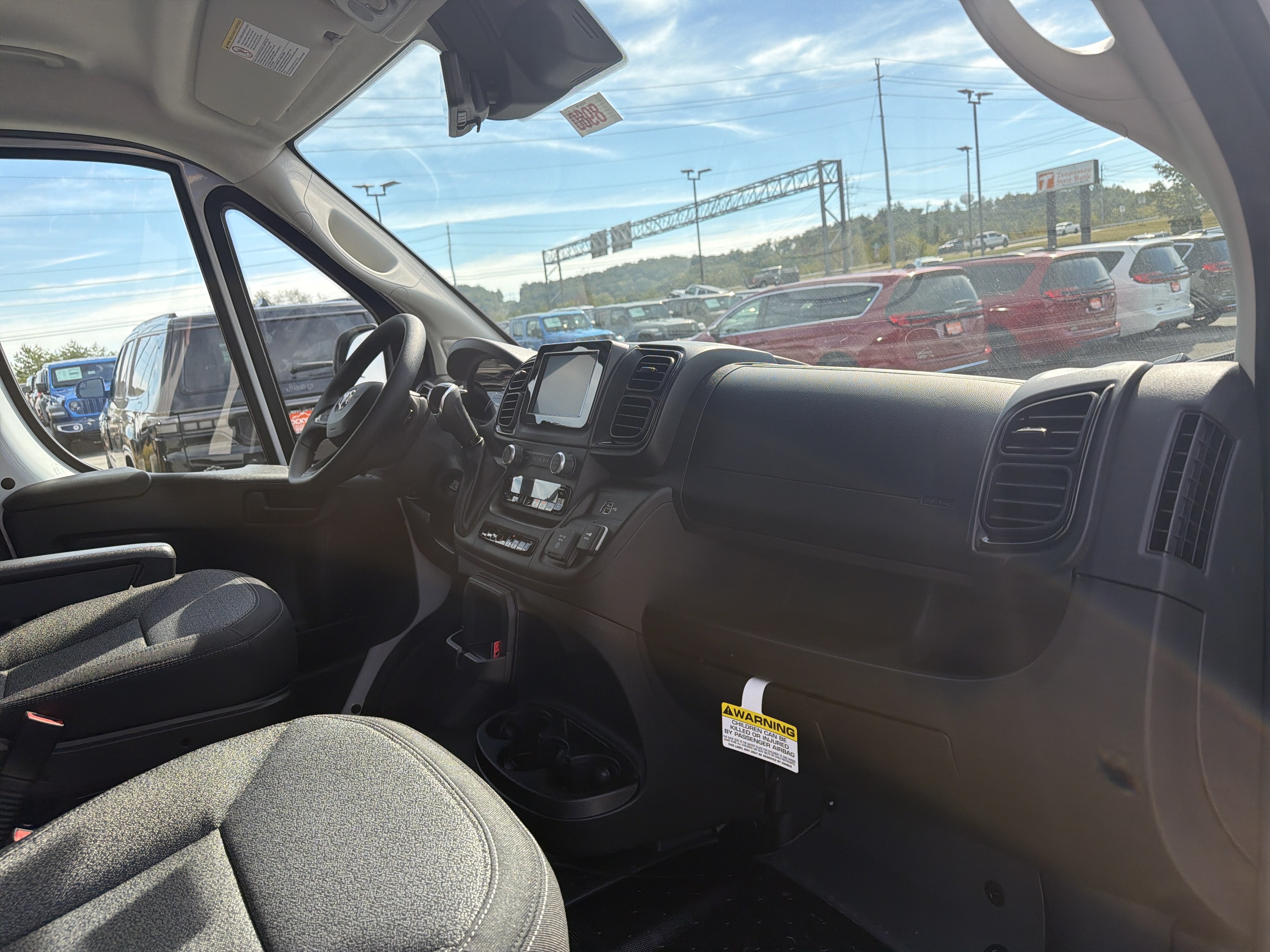2027 RAM ProMaster Cargo Van Tradesman